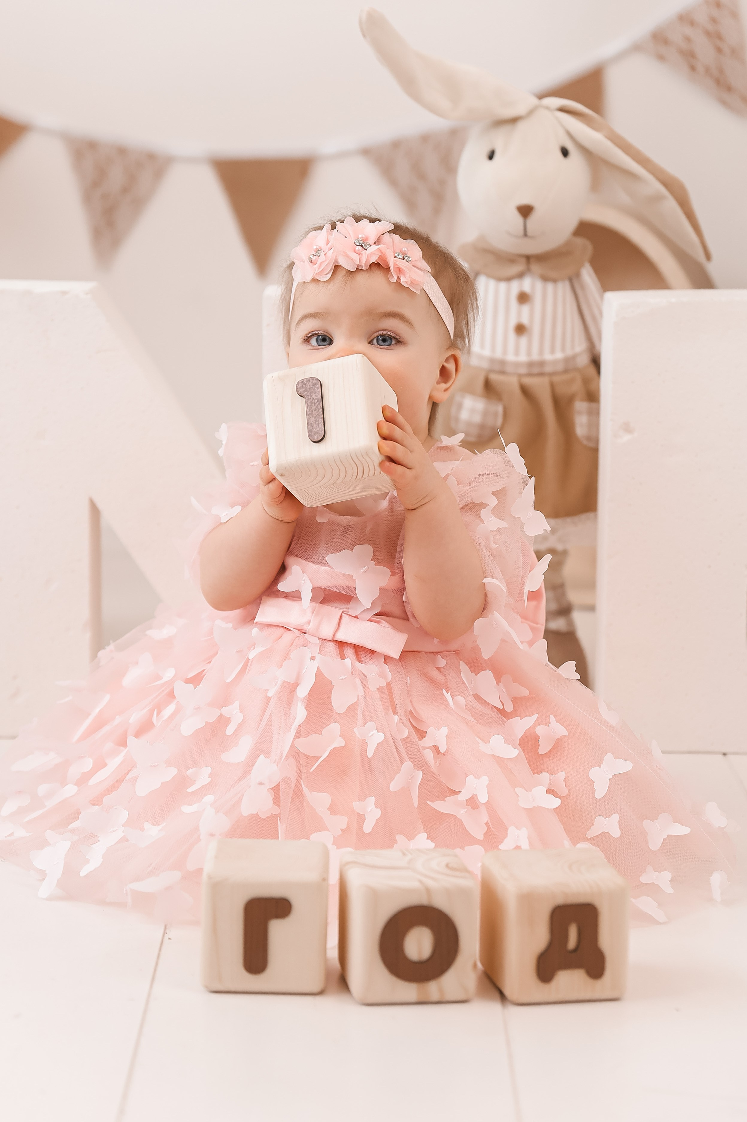 1й Годик Есении. Детский и Семейный фотограф в Санкт-Петербурге. Детская Фотостудия «FAMILY STORY»