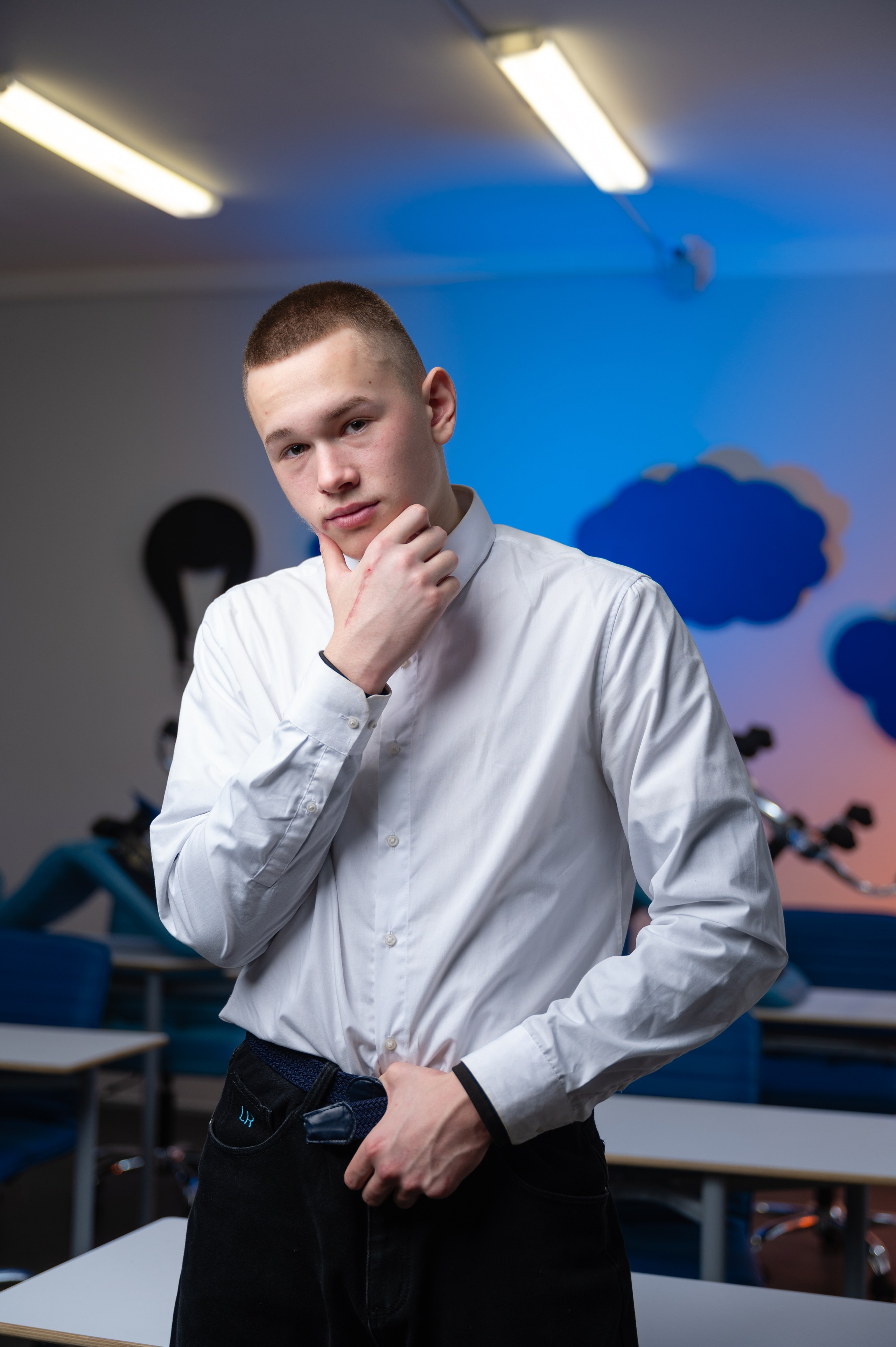 Портреты старших классов с цветным светом. Выпускные альбомы для школы и детского сада в СПб и ЛО