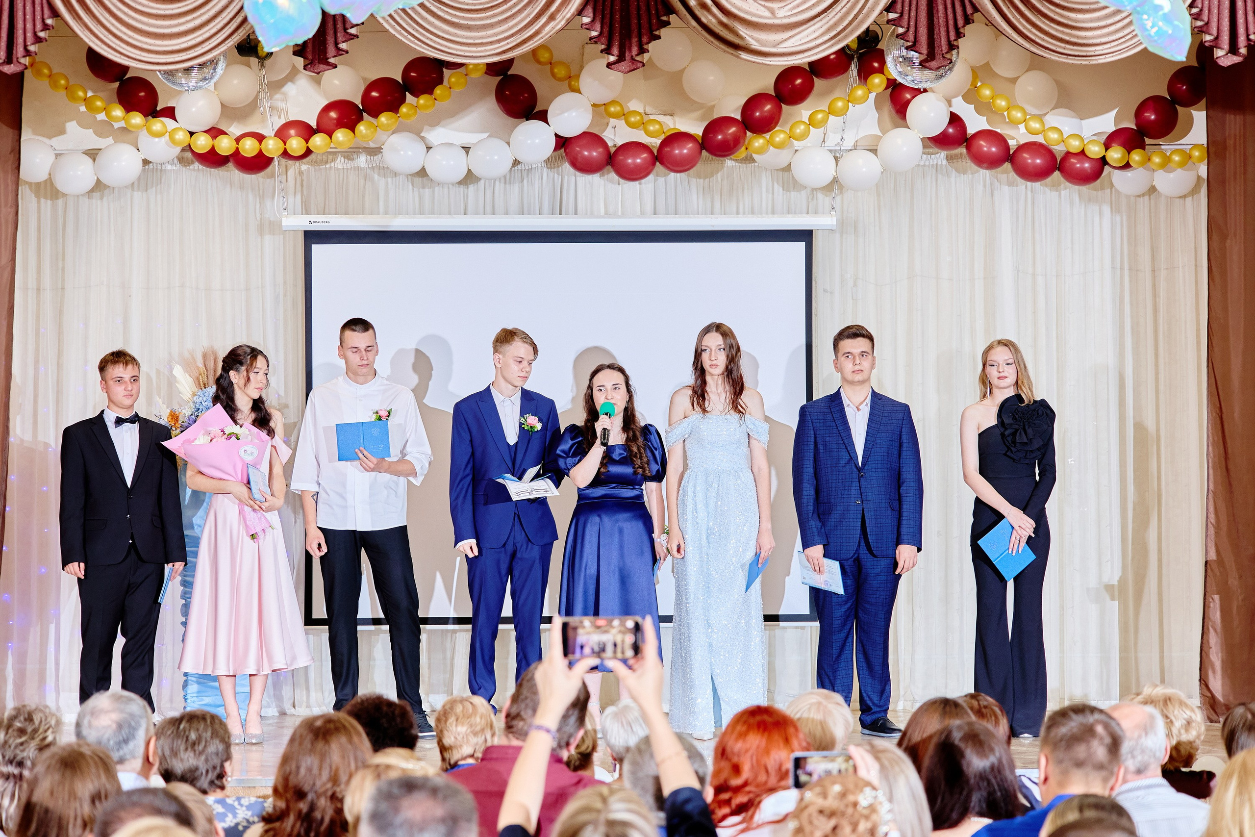 Выпускной 35 Сош. Фотограф Выпускные альбомы Таганрог Сергей Коробченко