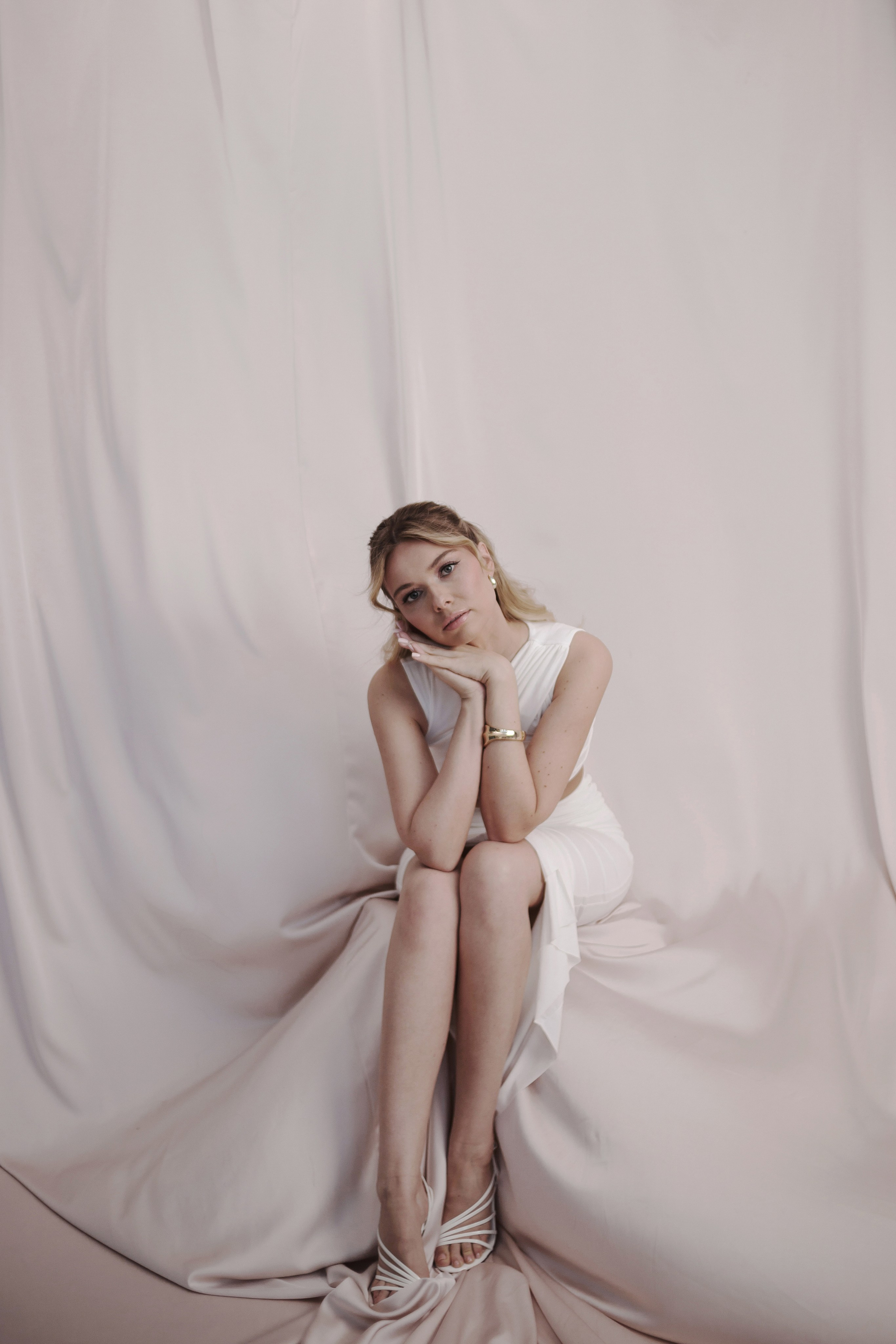 Md: @lovexxxxMuah: @mari.bulatovaOrg: @creative_photodayLoc: @daily_photostudio