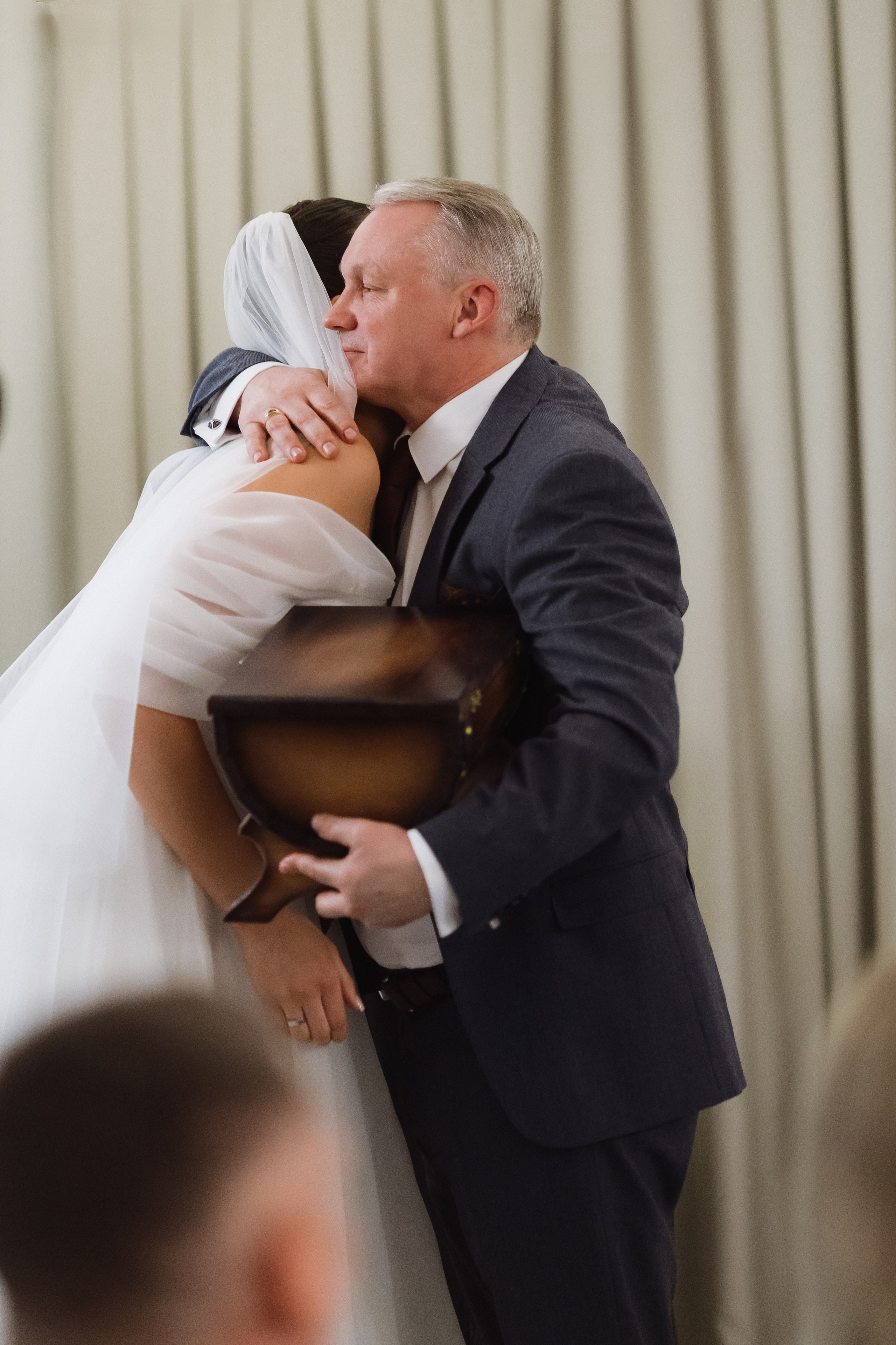 Свадебная фотосессия в Минске в итальянском ресторане La Scala