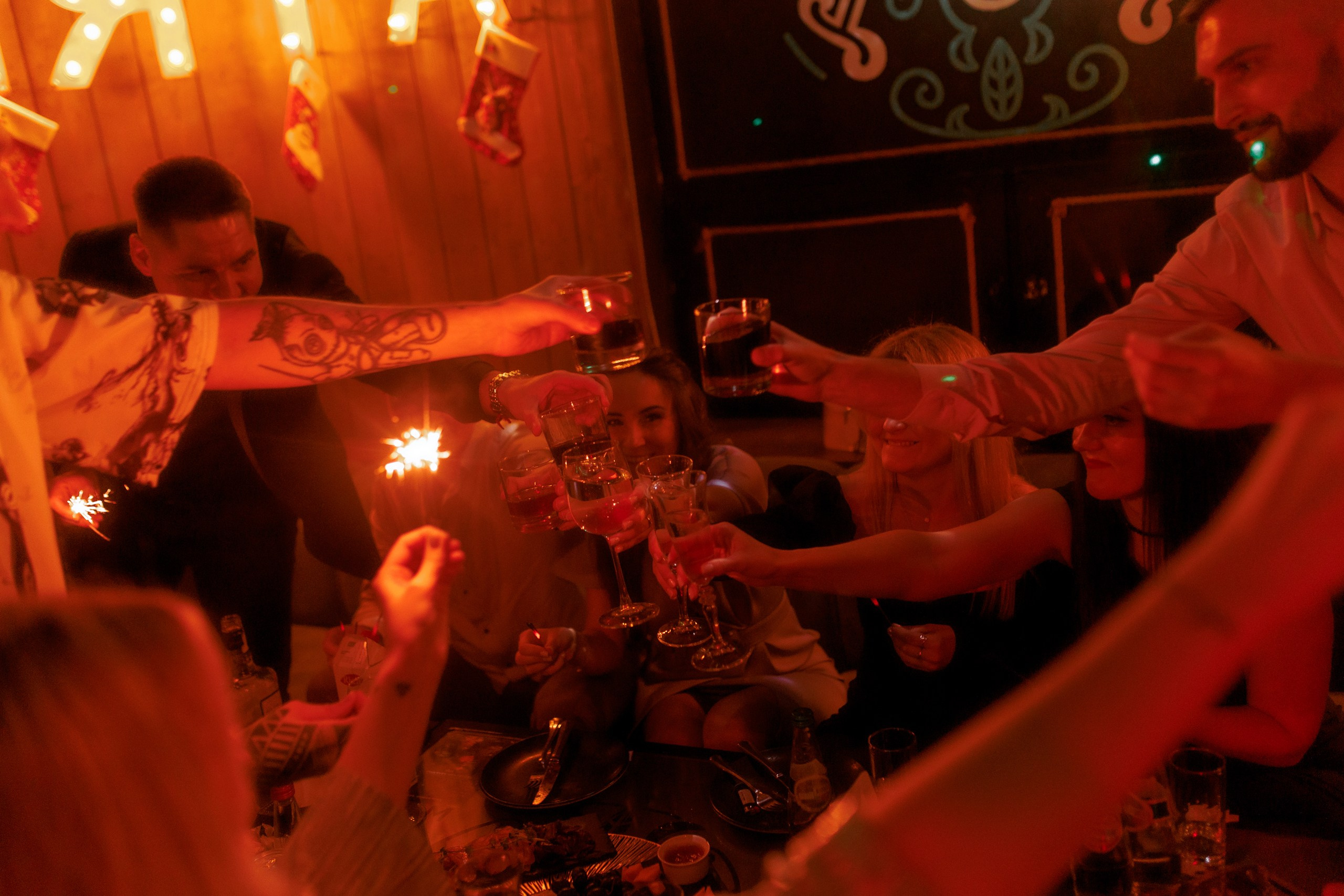 31/12/23 Новогоднее караоке в Мята Спортивная. Мята Спортивная — Кальянная, караоке, бар в Минске