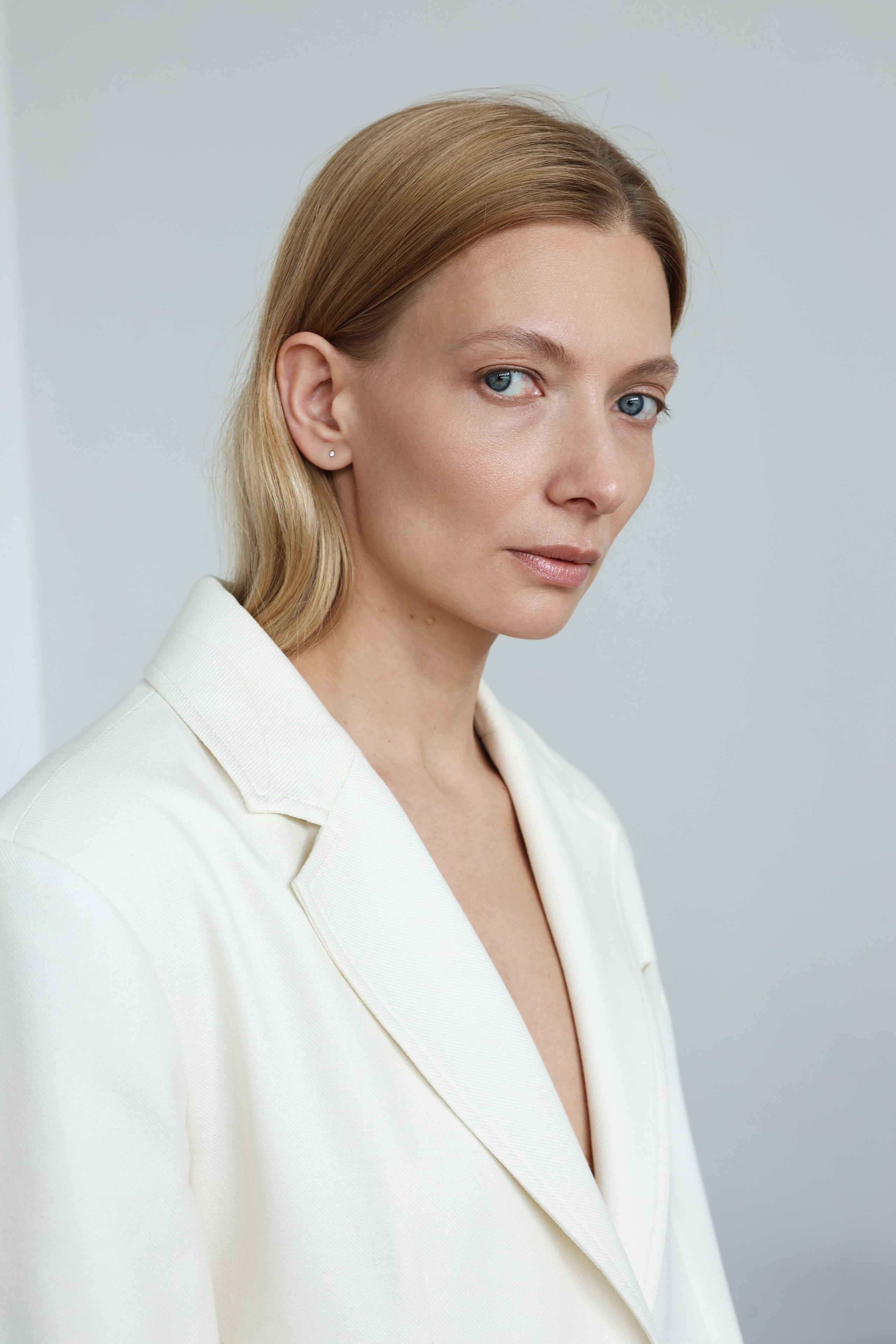 Инга / модельные тесты. Кизя Мисриева — фотограф: плёнка, цифра. Москва и не только