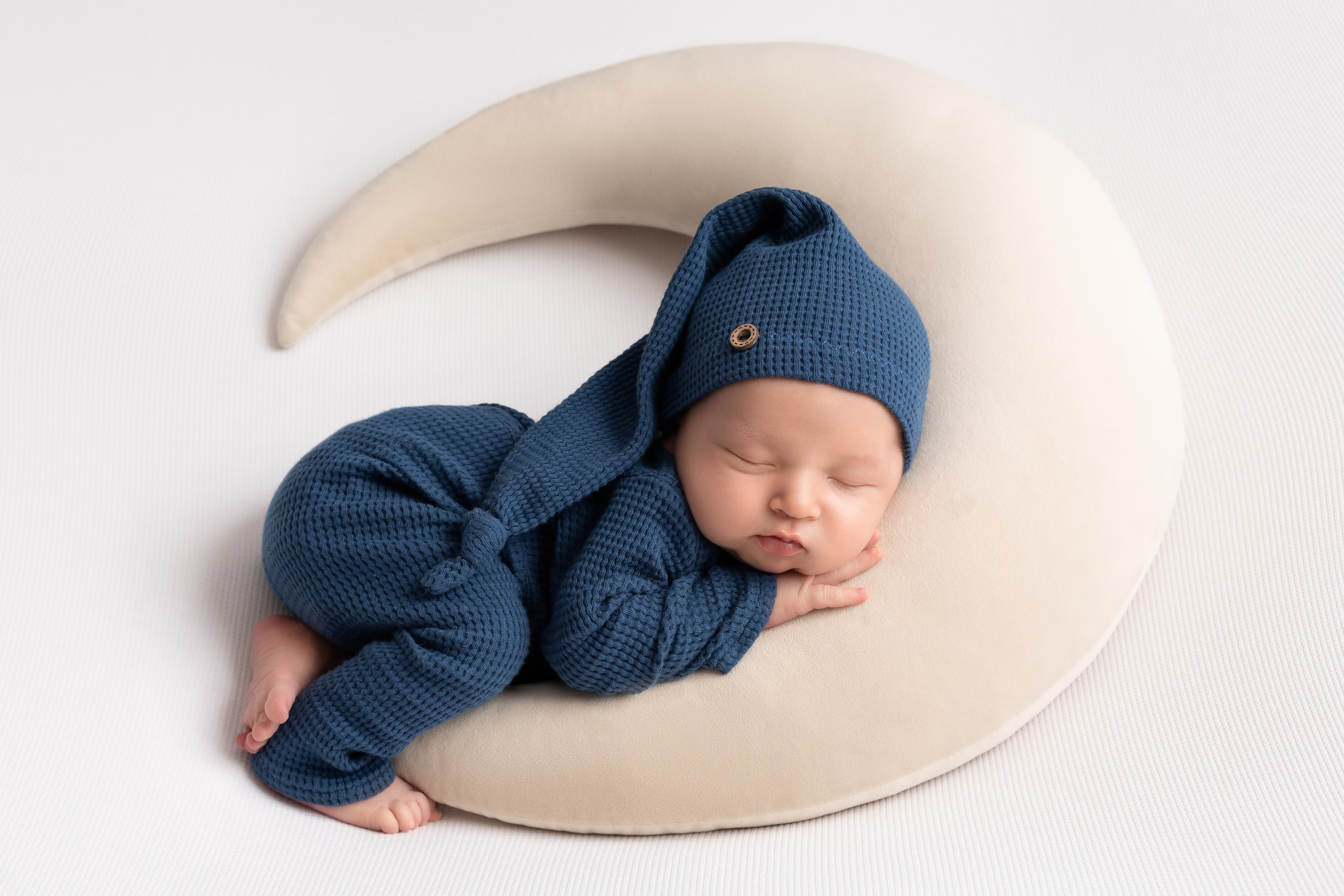 PH @newborn_flower. Retoucher Aleksmokh