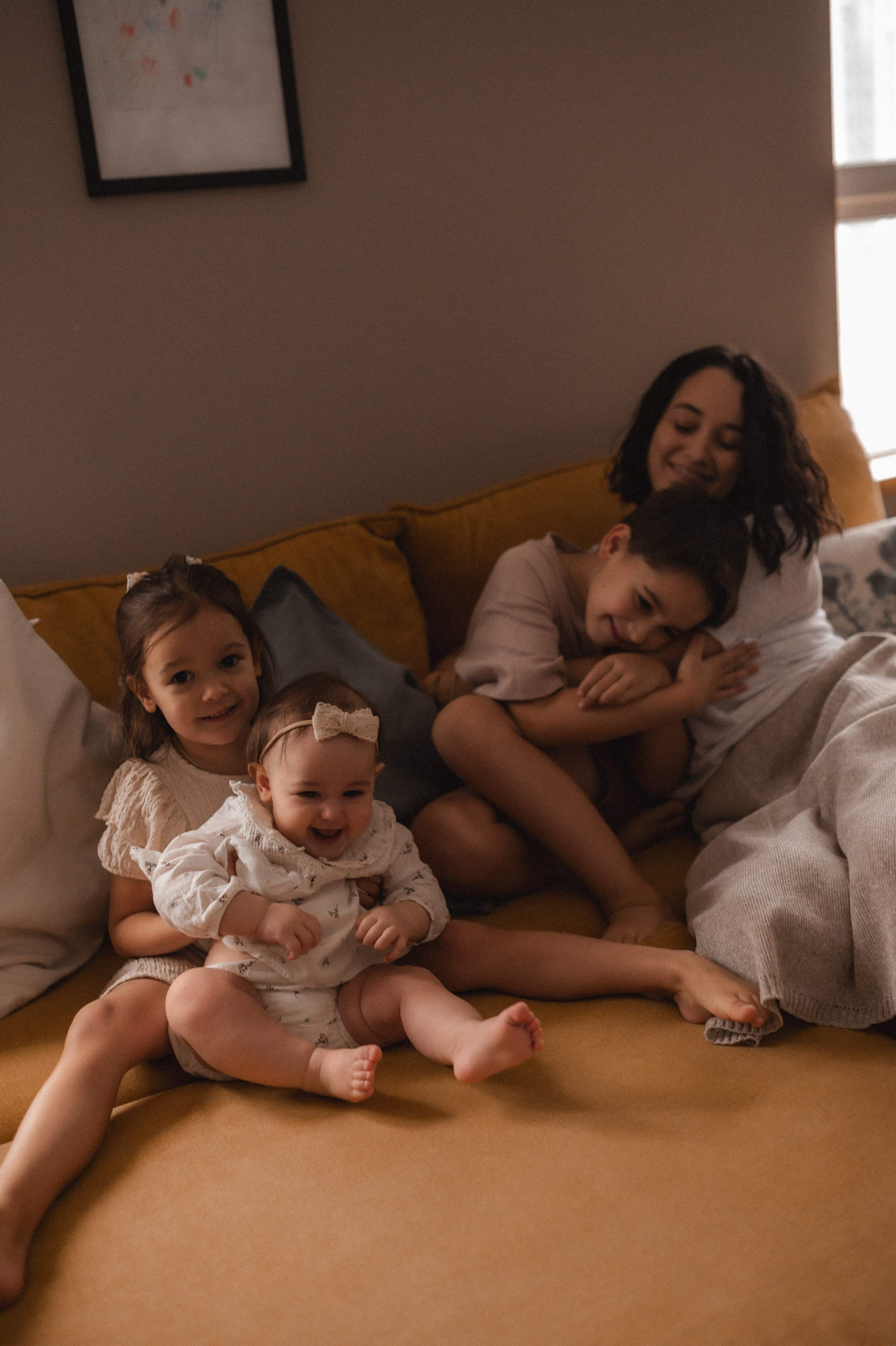 Полина, Дима, Мия и Эмма дома. Семейный и свадебный lifestyle-фотограф в Москве Мария Петрова