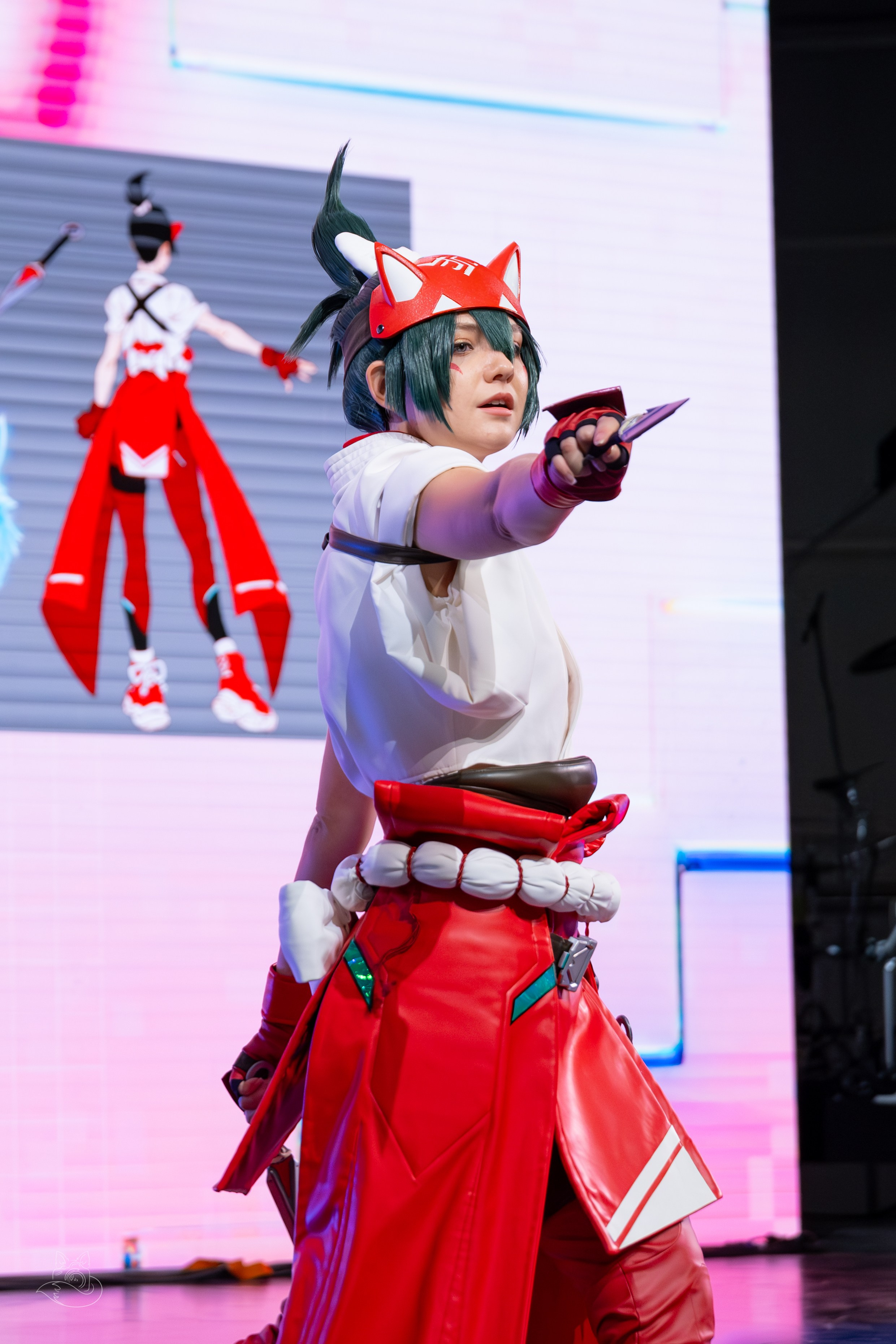 Сцена РЭД ЭКСПО 2024. Косплей фотограф