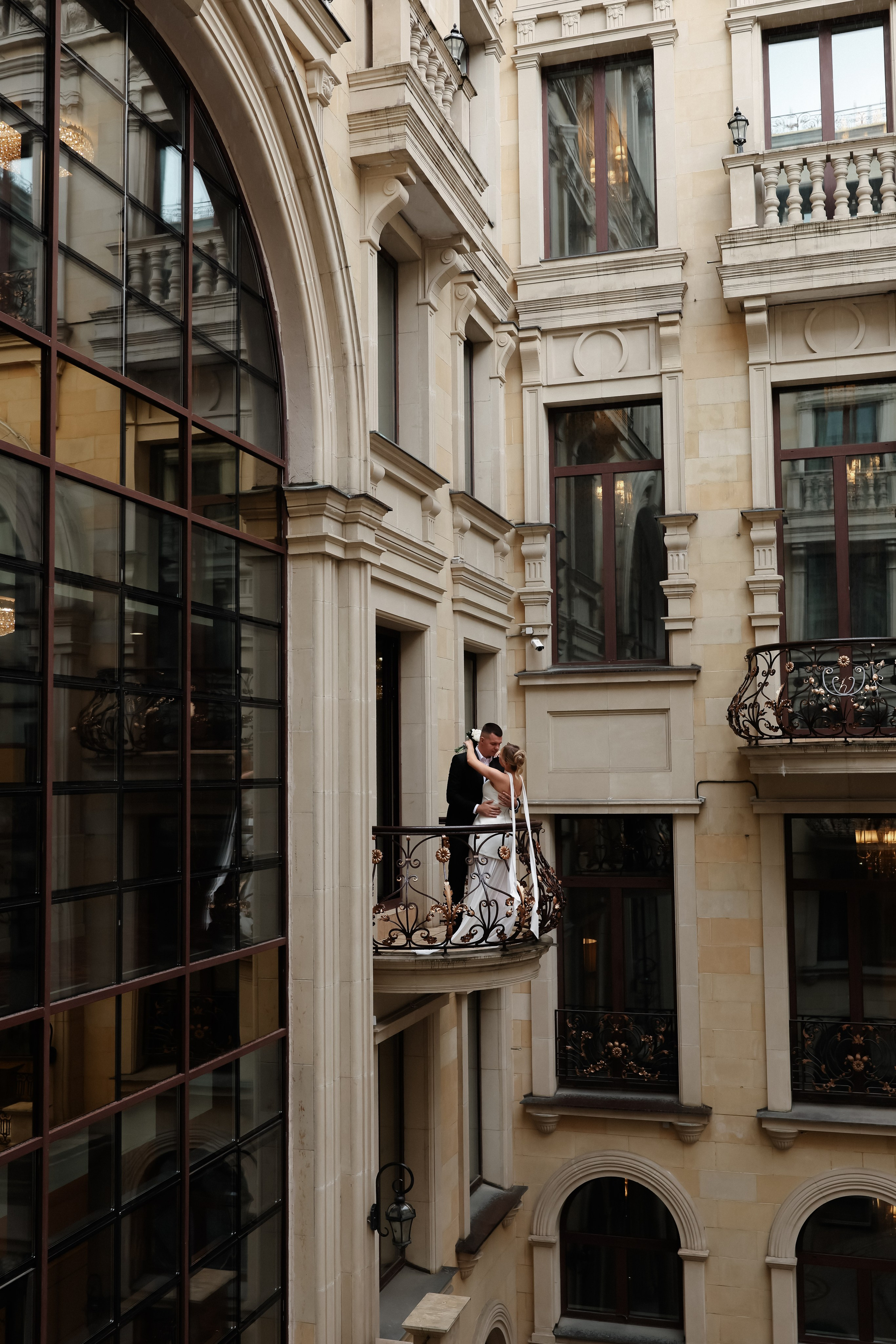Laura and Artem's Wedding at the St. Regis Hotel. Свадебный фотограф в Москве Людмила Яковлева