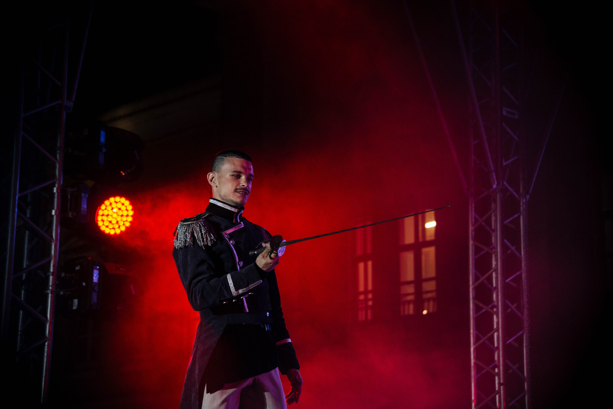 Пугачёвъ. Репортажный и портретный фотограф в Липецкой, Воронежской, Московской области Тёма Белоусов