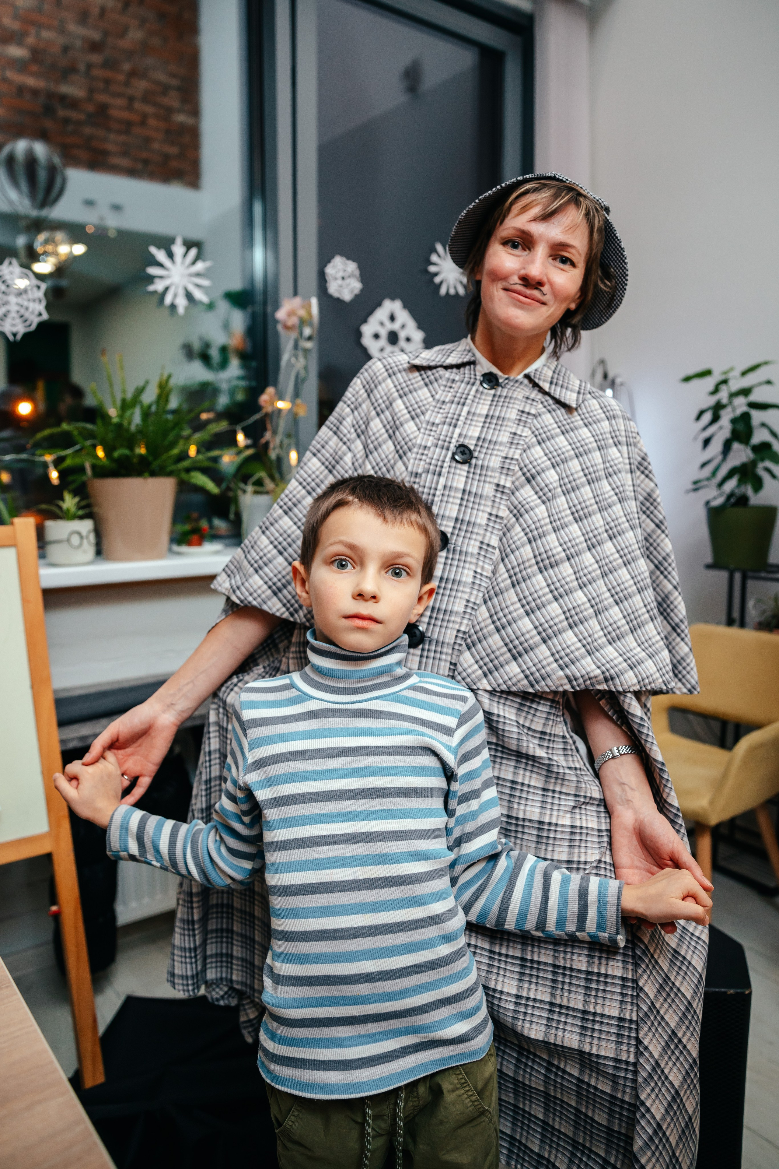 Новогодний утренник в Монтессори-школе. Семейный lifestyle фотограф в Санкт-Петербурге Людмила Пахомова