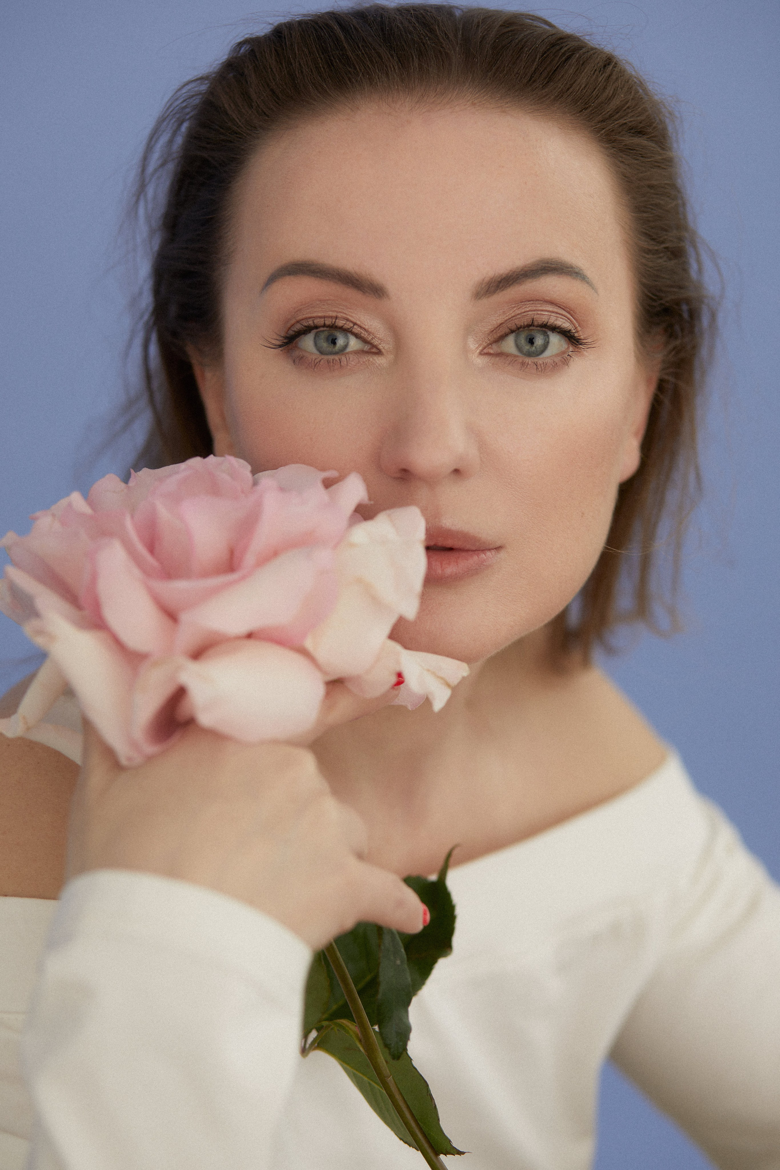 Фотоссесия в студии с цветами. Оксана Кузь|фотограф и продюсер
