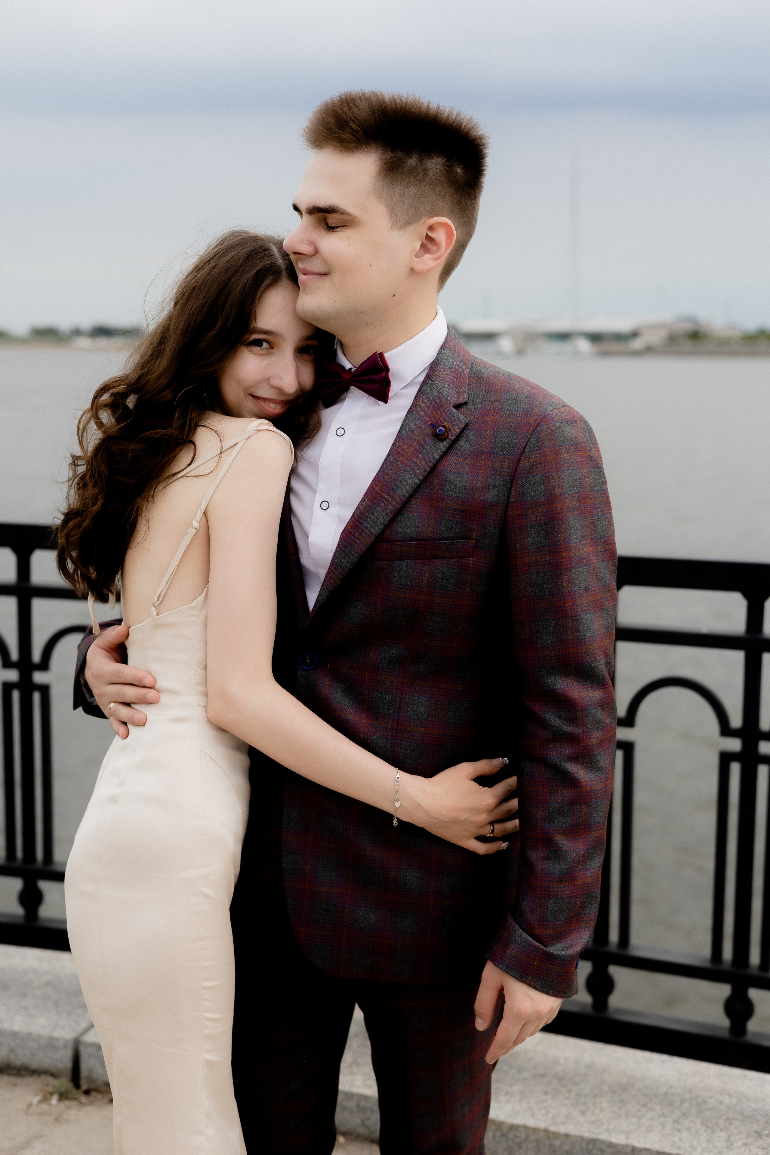 Свадебная прогулка. Фотограф в г. Благовещенск, свадебные, семейные и индивидуальные