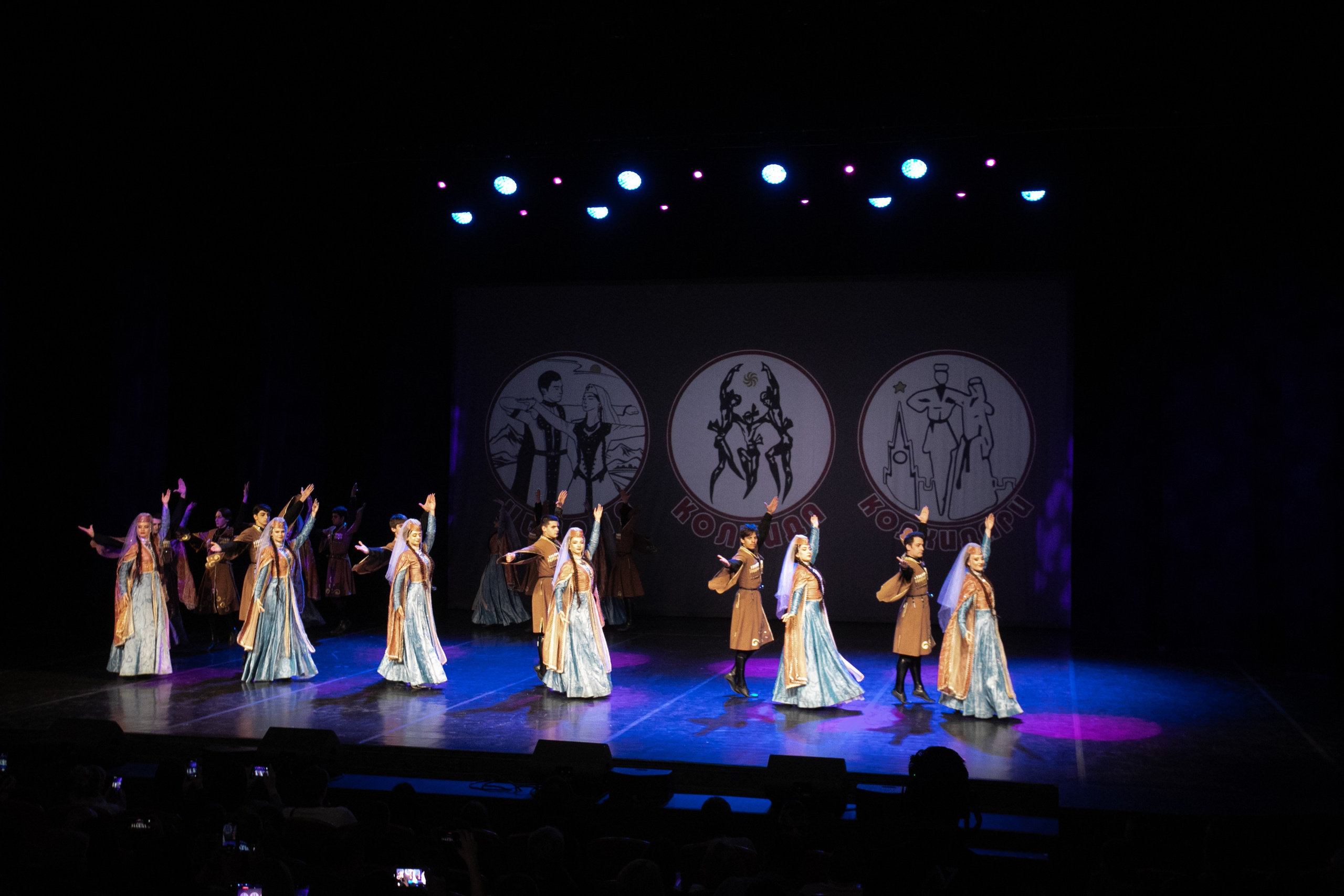 Концерт, грузинские танцы. Art photographer Nino