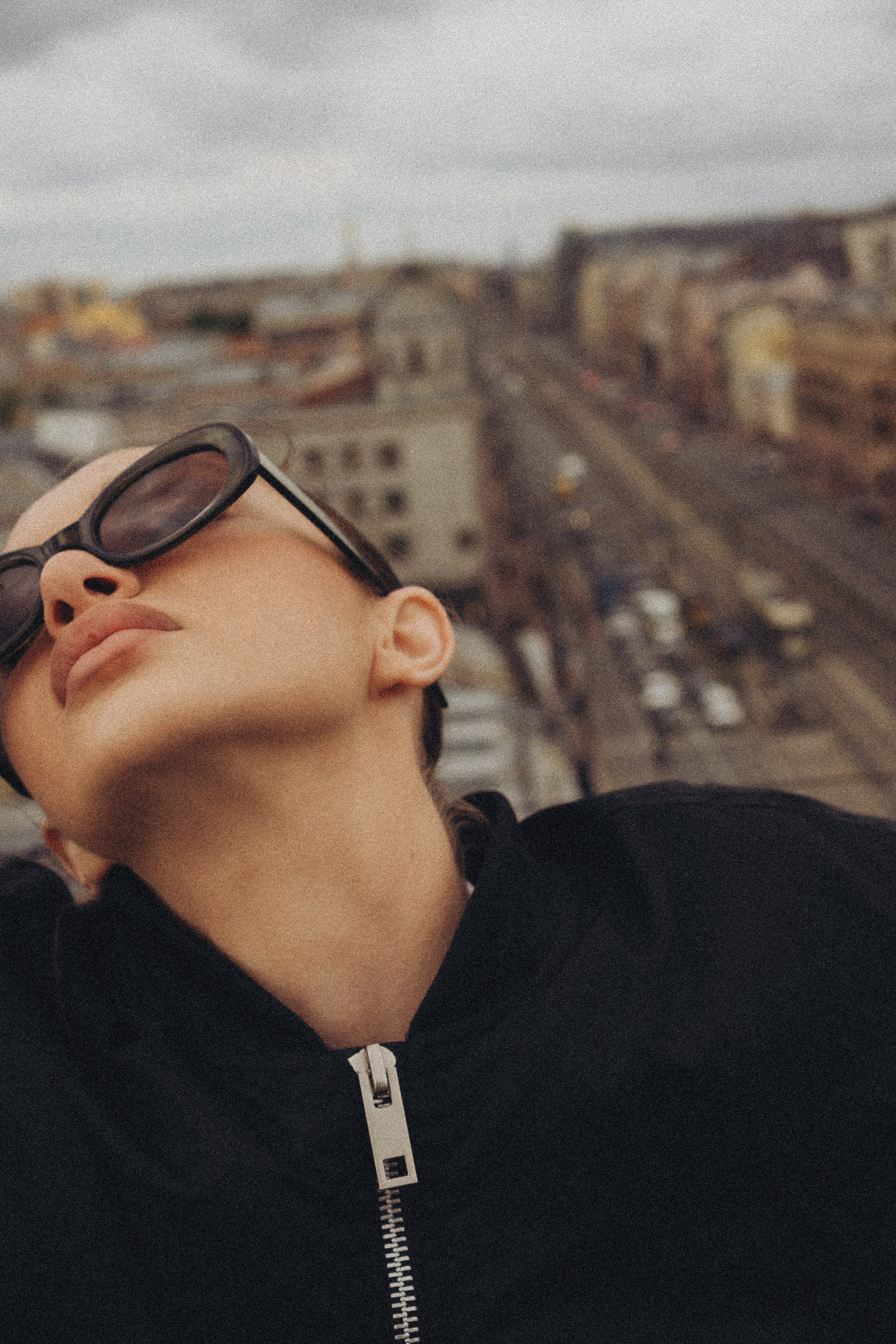 МЫ ГУЛЯЛИ ПРО КРЫШАМ ПИТЕРА. Профессиональный фотограф, Санкт-Петербург — Виктория Богомолова