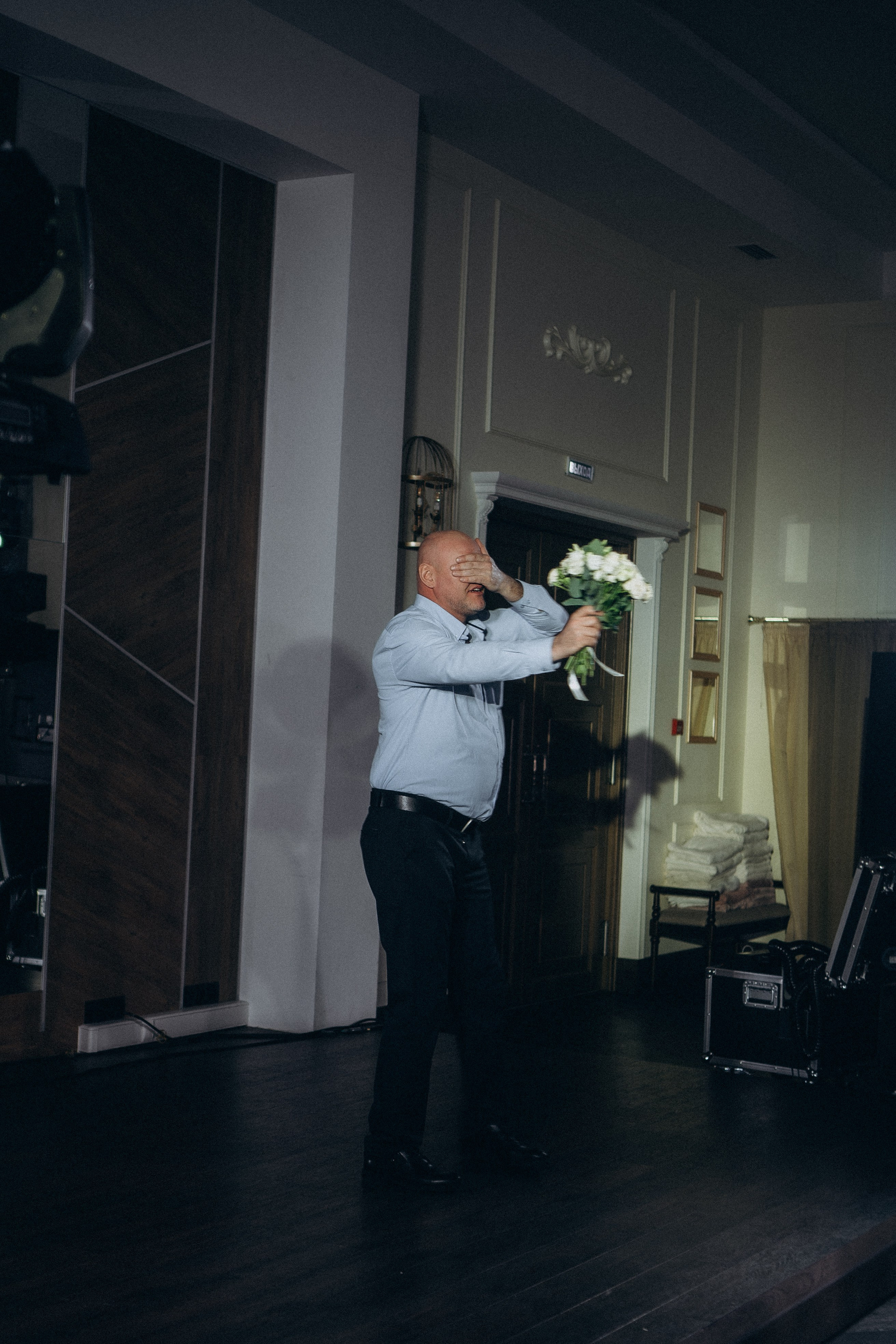 СВАДЕБНАЯ СЬЕМКА СБОРОВ В ОТЕЛЕ И ВЫЕЗД НА ЦЕРЕМОНИЮ (СНЯТО В СИБИРЕ В НИЖНЕВАРТОВСКЕ). Профессиональный фотограф, Санкт-Петербург — Виктория Богомолова