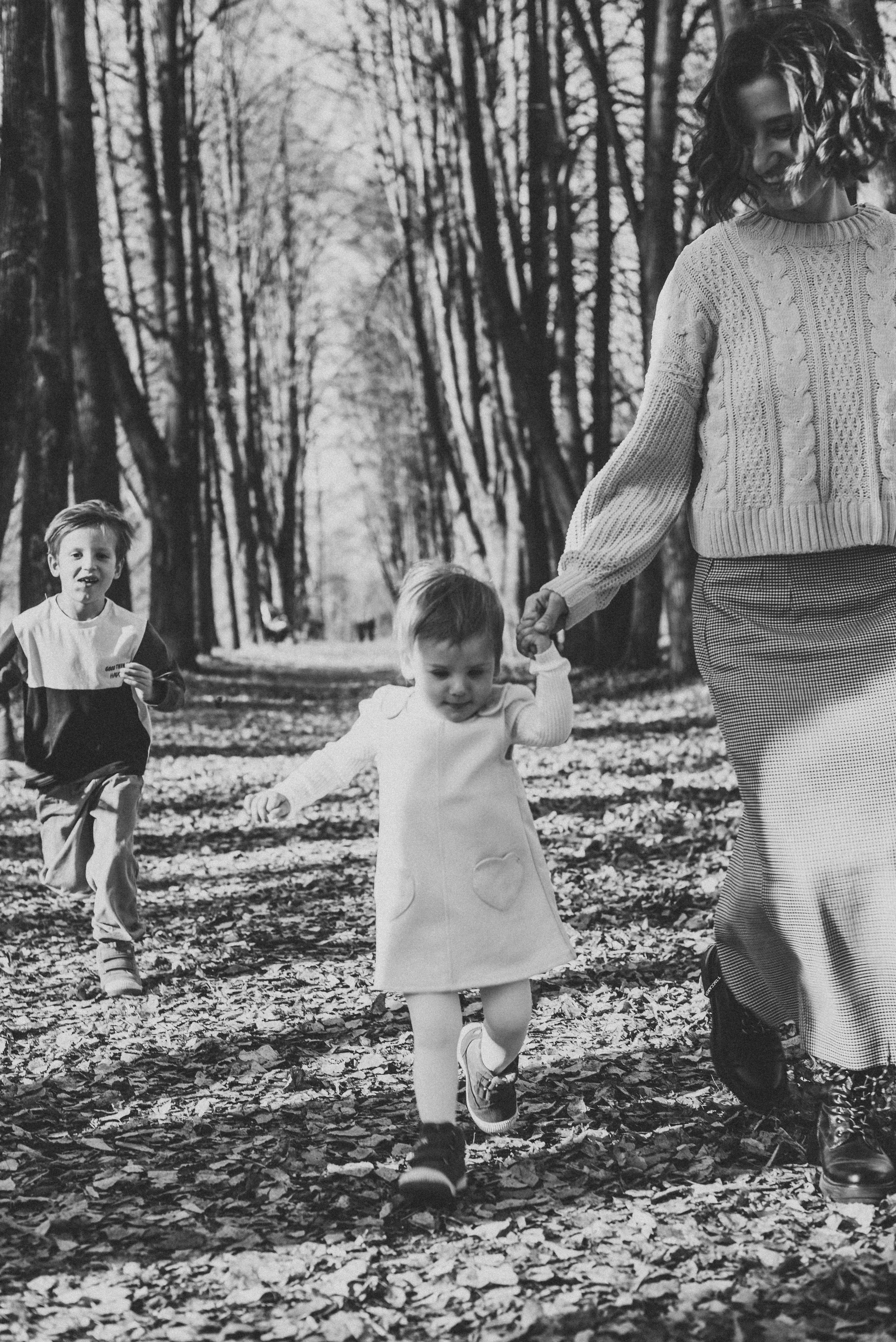 Катя и дети Осень. Фотограф Томск Наталья Стволова