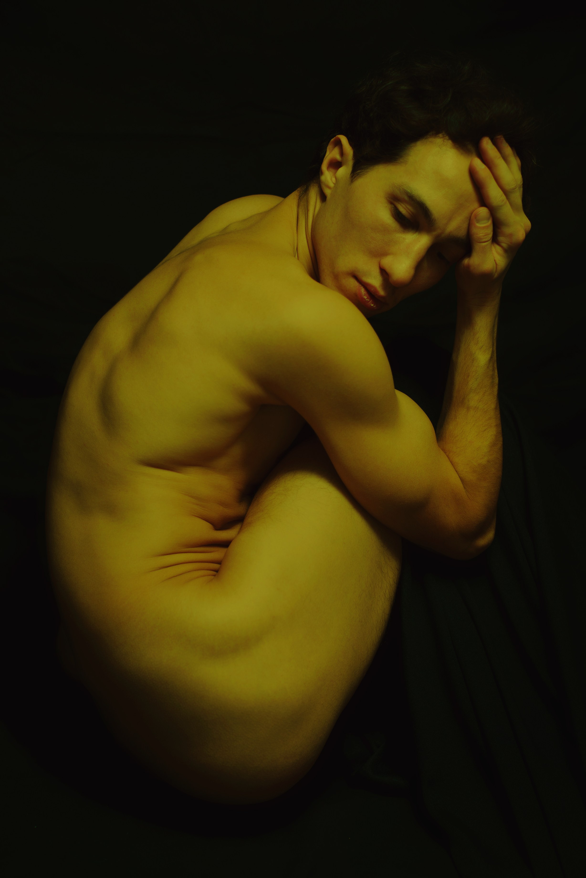 ART 18+. Фотограф Женя Грош в Москве