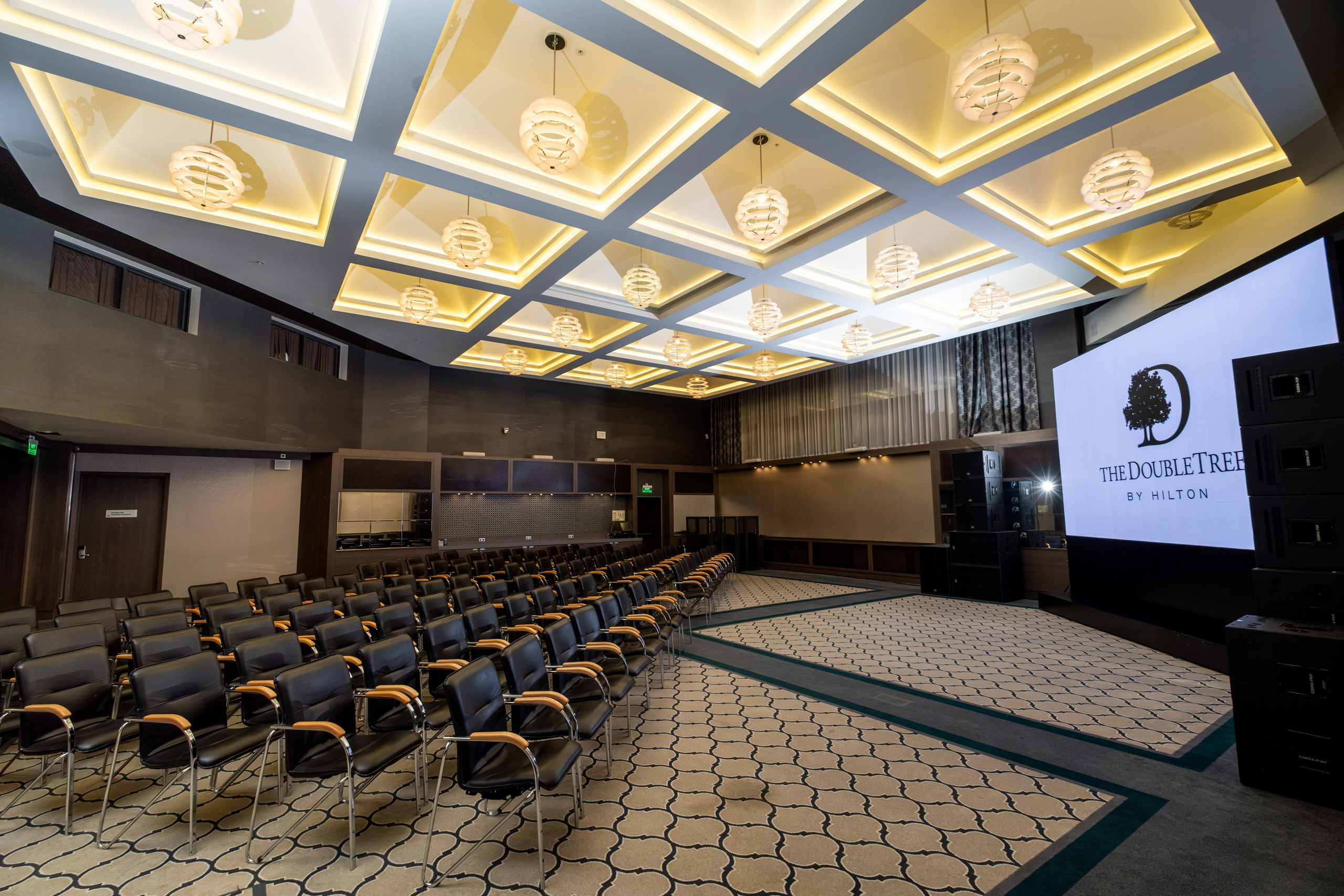 Интерьер. Фотограф и видеограф в Тюмени Анна Жагорина, ваши фото еще не отдавали так быстро!