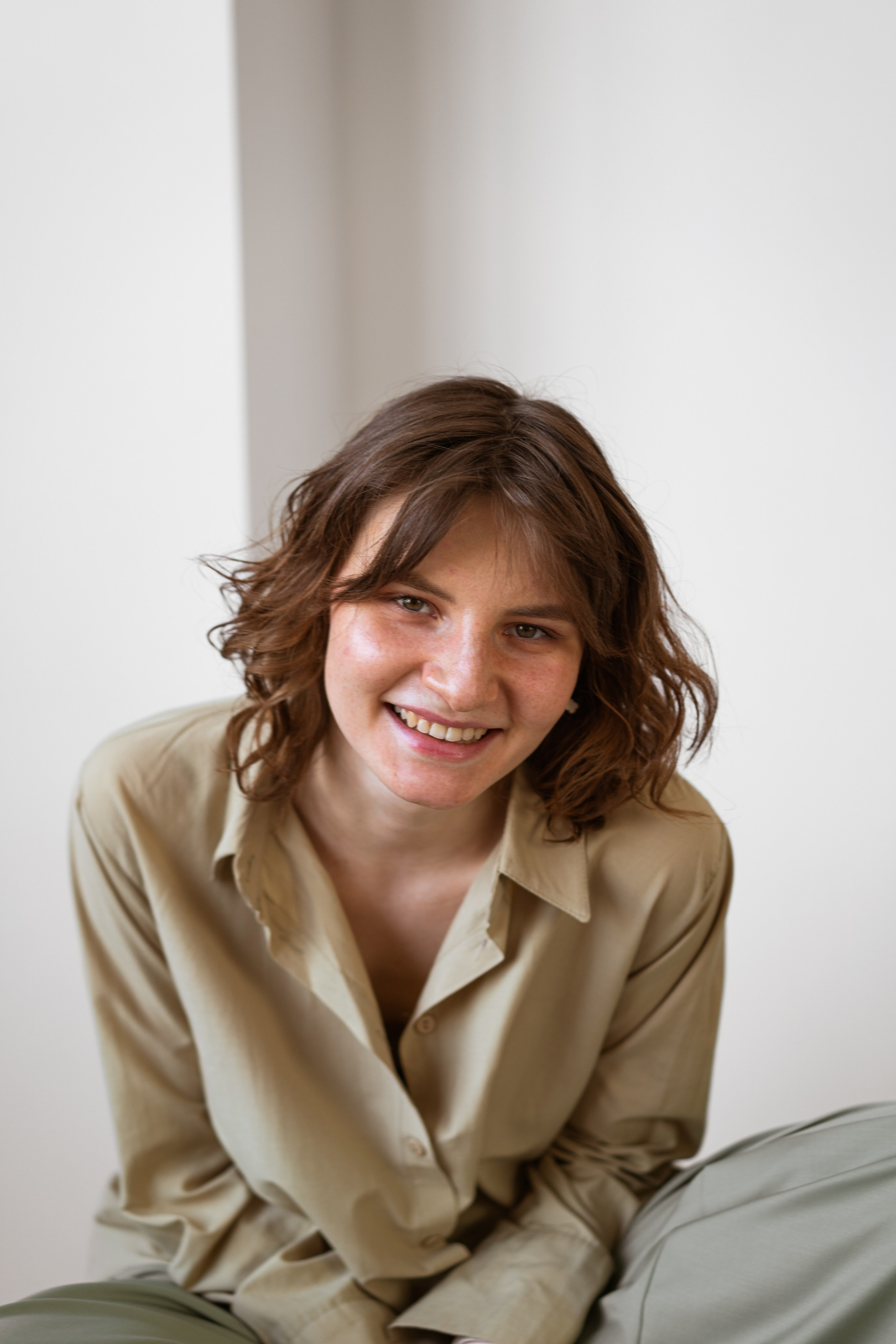 2025, minimalistic, white, beige, 2024, Belgrade, Novi Sad, photoshoot, natural photoshoot, photographer Belgrade, фотограф в Белграде, Белград, фотограф Нови Сад, минималистичная, эстетичная, светлая, красивая, модная, современная