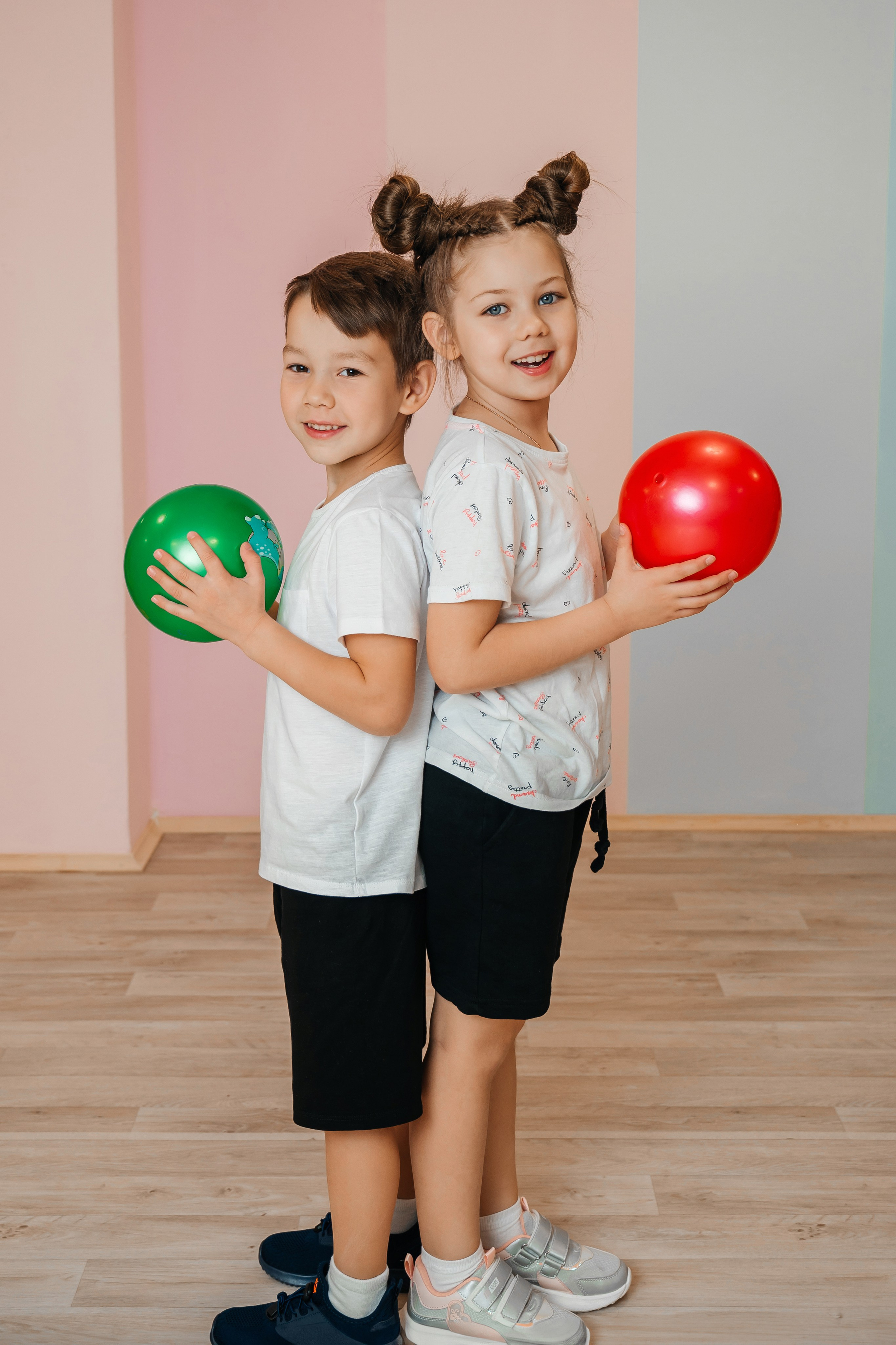 Детский сад. Фото. Современные выпускные альбомы. Воткинск