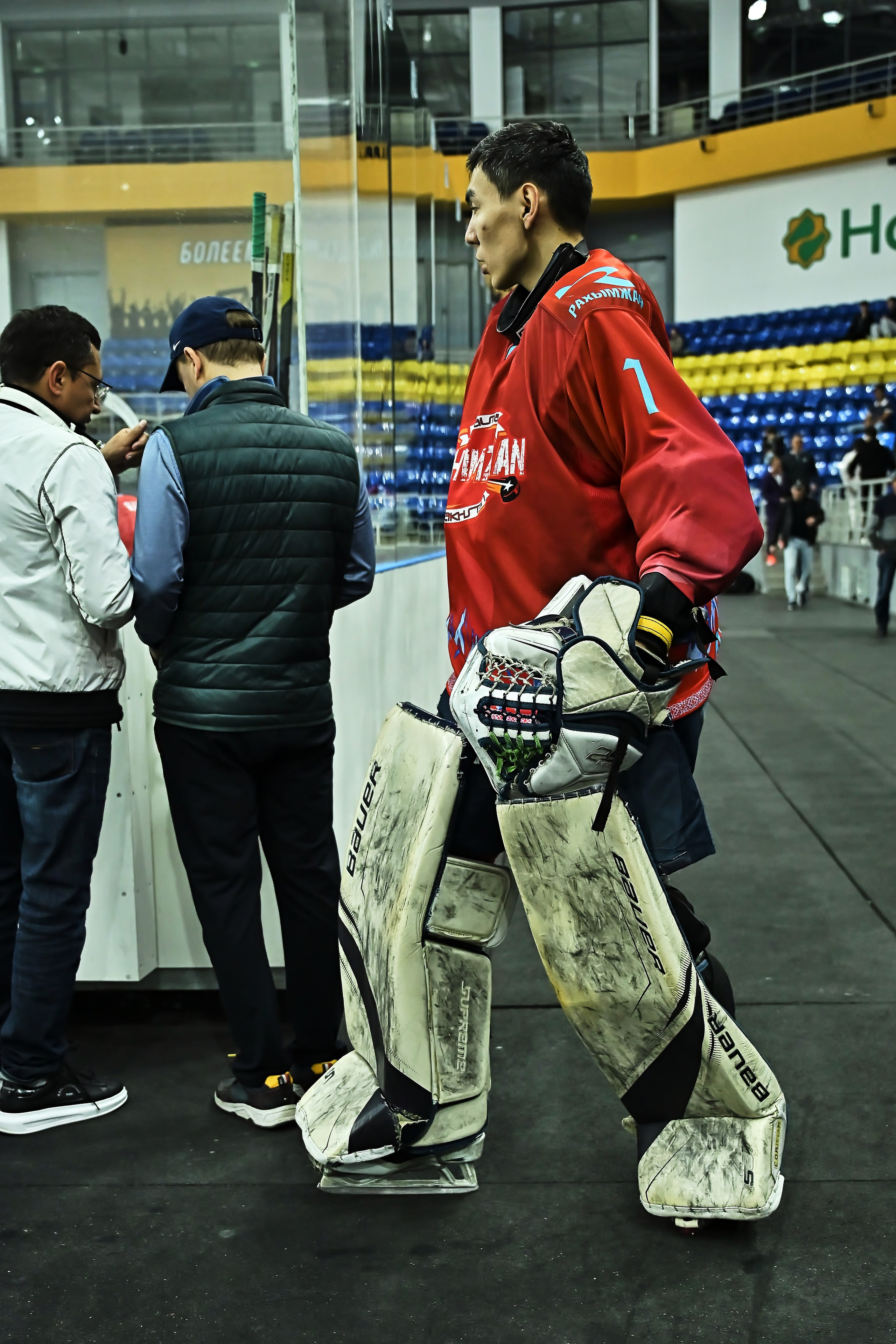 Хоккей Golden Puck 2025-2026. Фотограф в Алматы Егор Поленов