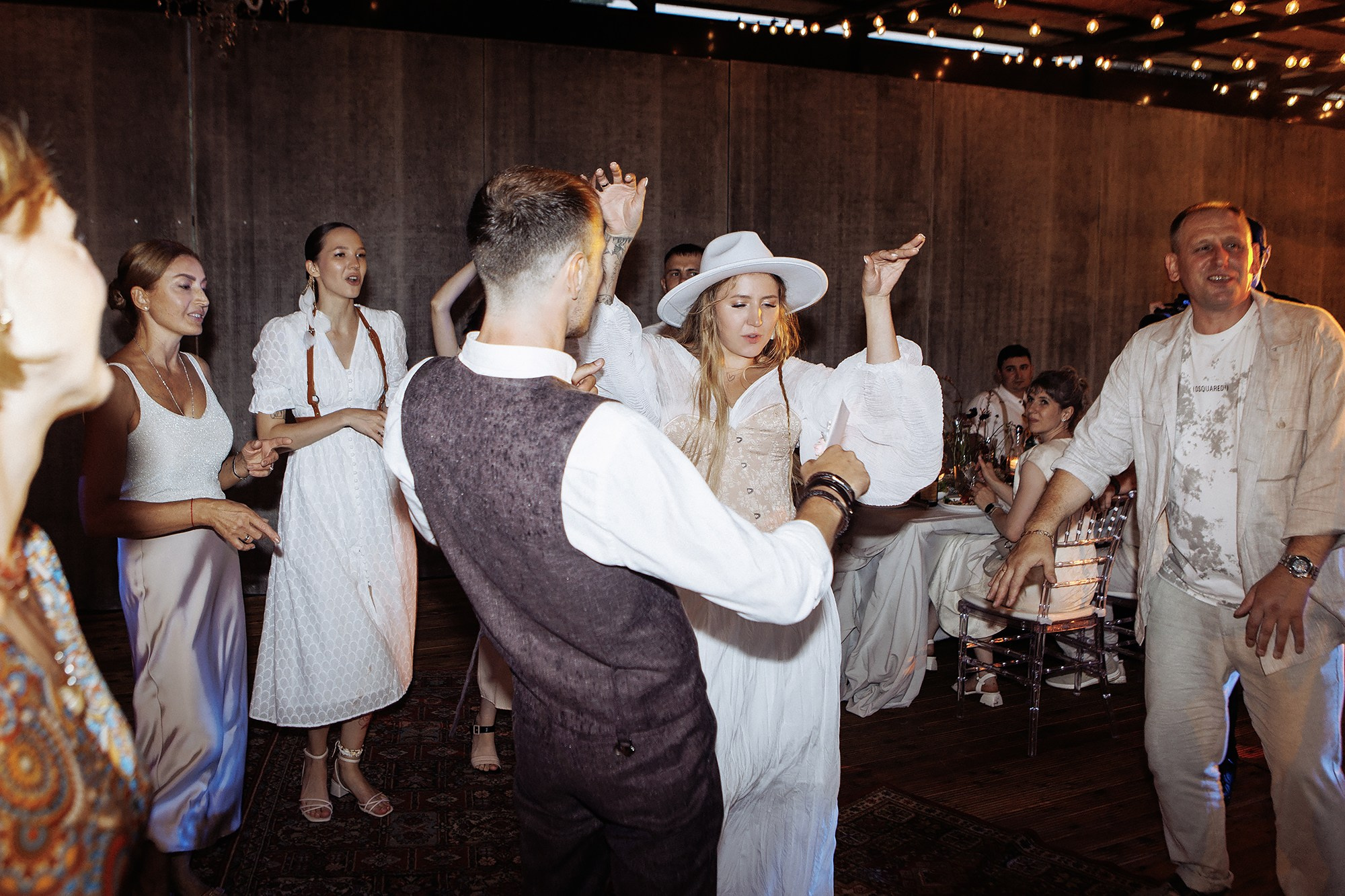 Костя и Даша 1.08.25. Свадебный фотограф Владивосток Алина Гевондова