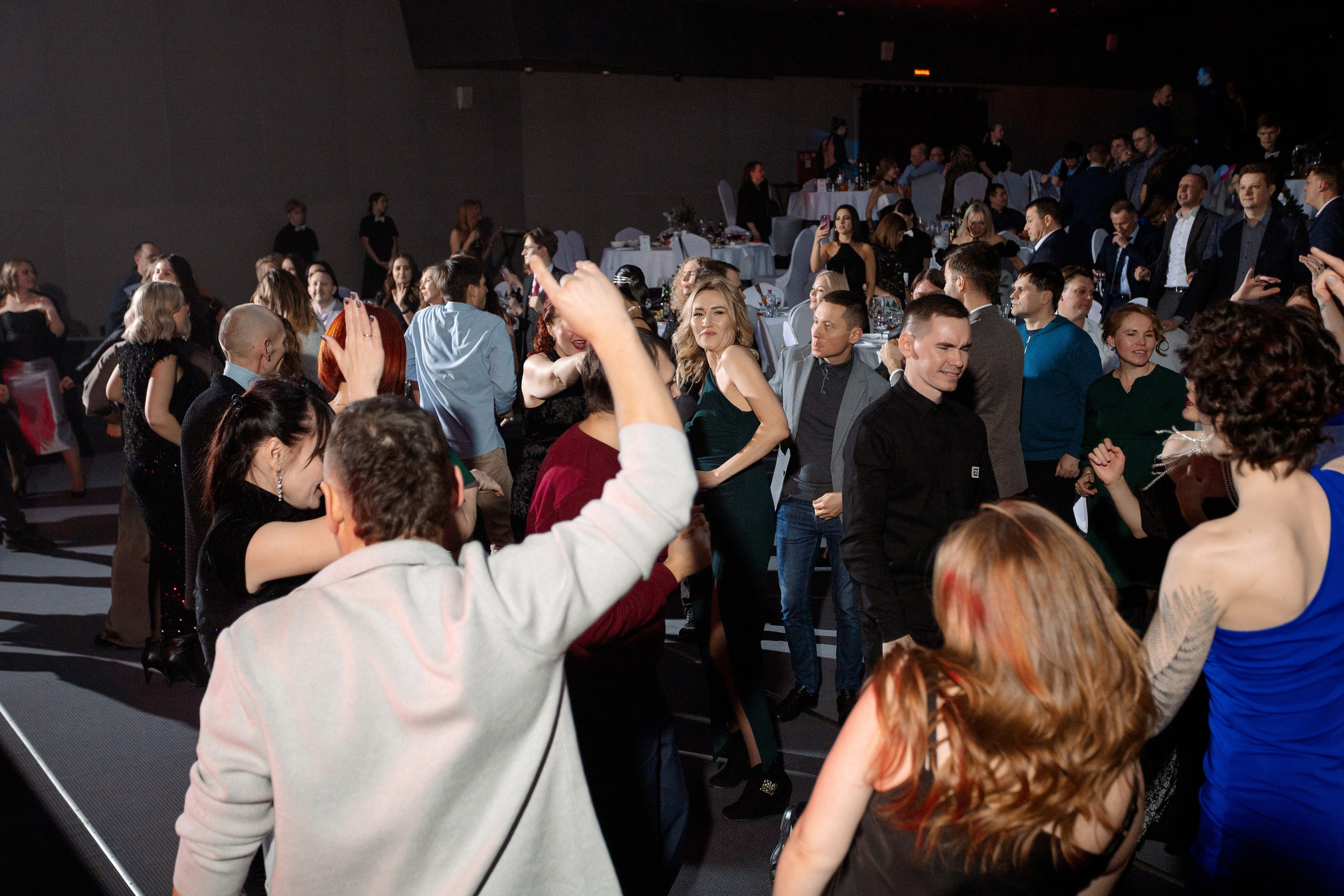 РЕПОРТАЖ: НОВЫЙ ГОД В ДК МЕТАЛЛУРГ. Профессиональный фотограф в Ижевске Леша Петров