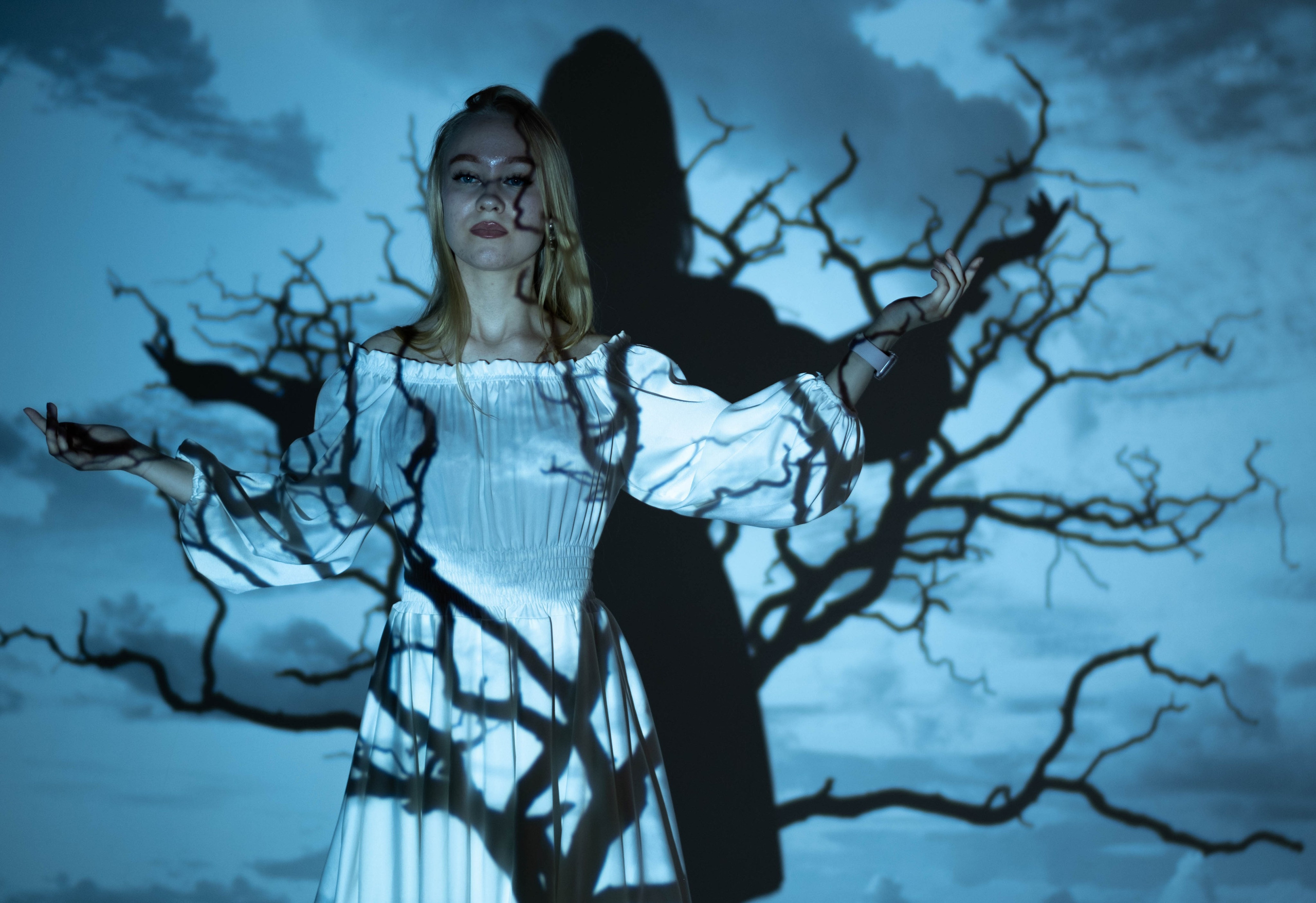 Проектор 16.03.25. Студийный, портретный, семейный фотограф Южно-Сахалинска Яна Радаева