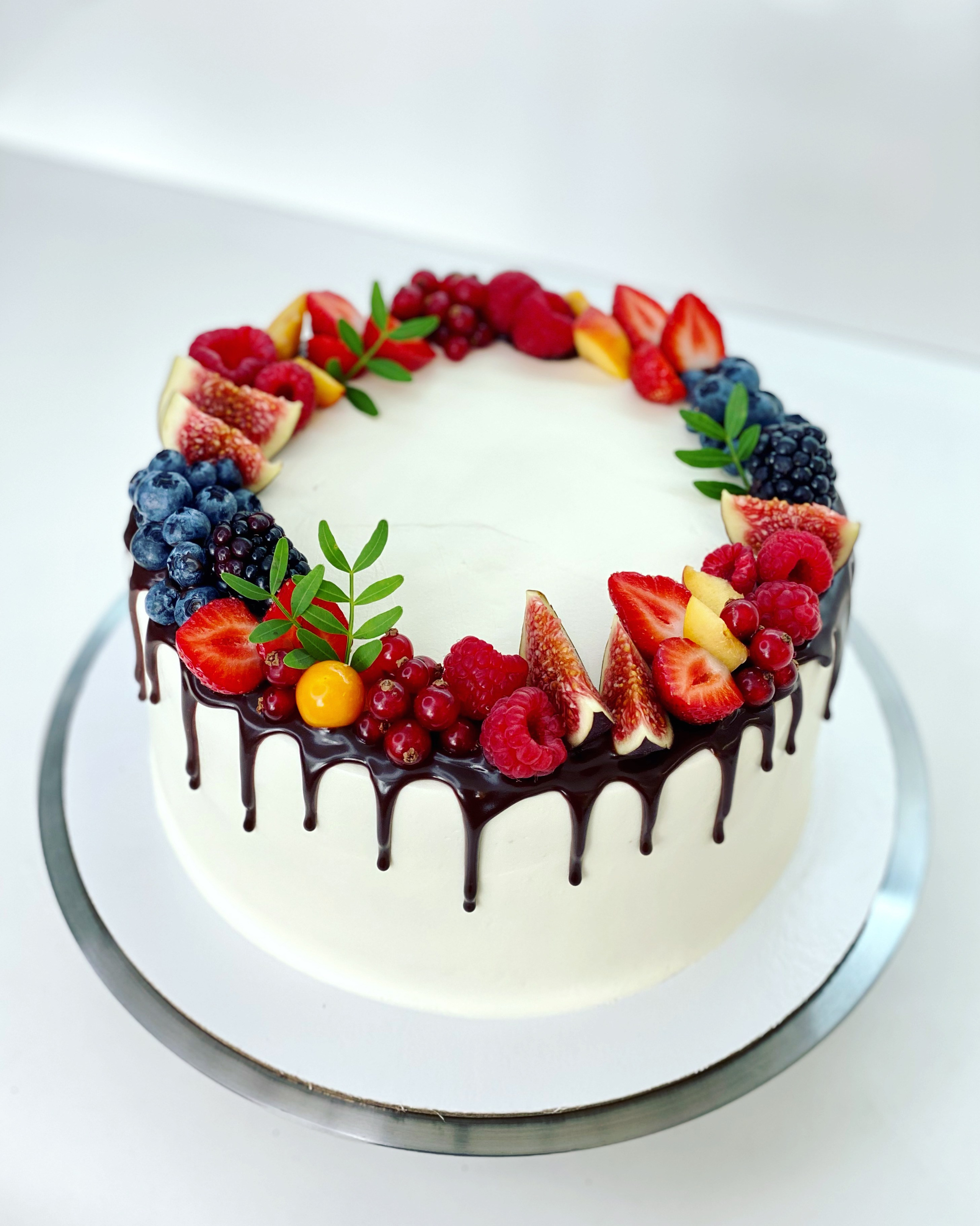 Торты. Katyasugarsugar капкейки, зефир, торты Москва