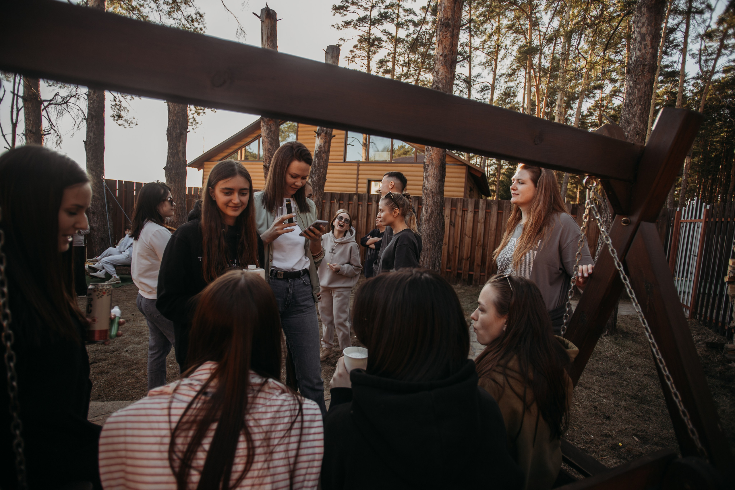 Корпоратив Muza_Arts. Венера Гайн. Репортажный фотограф  Тюмень. Обучение фотографии с 0