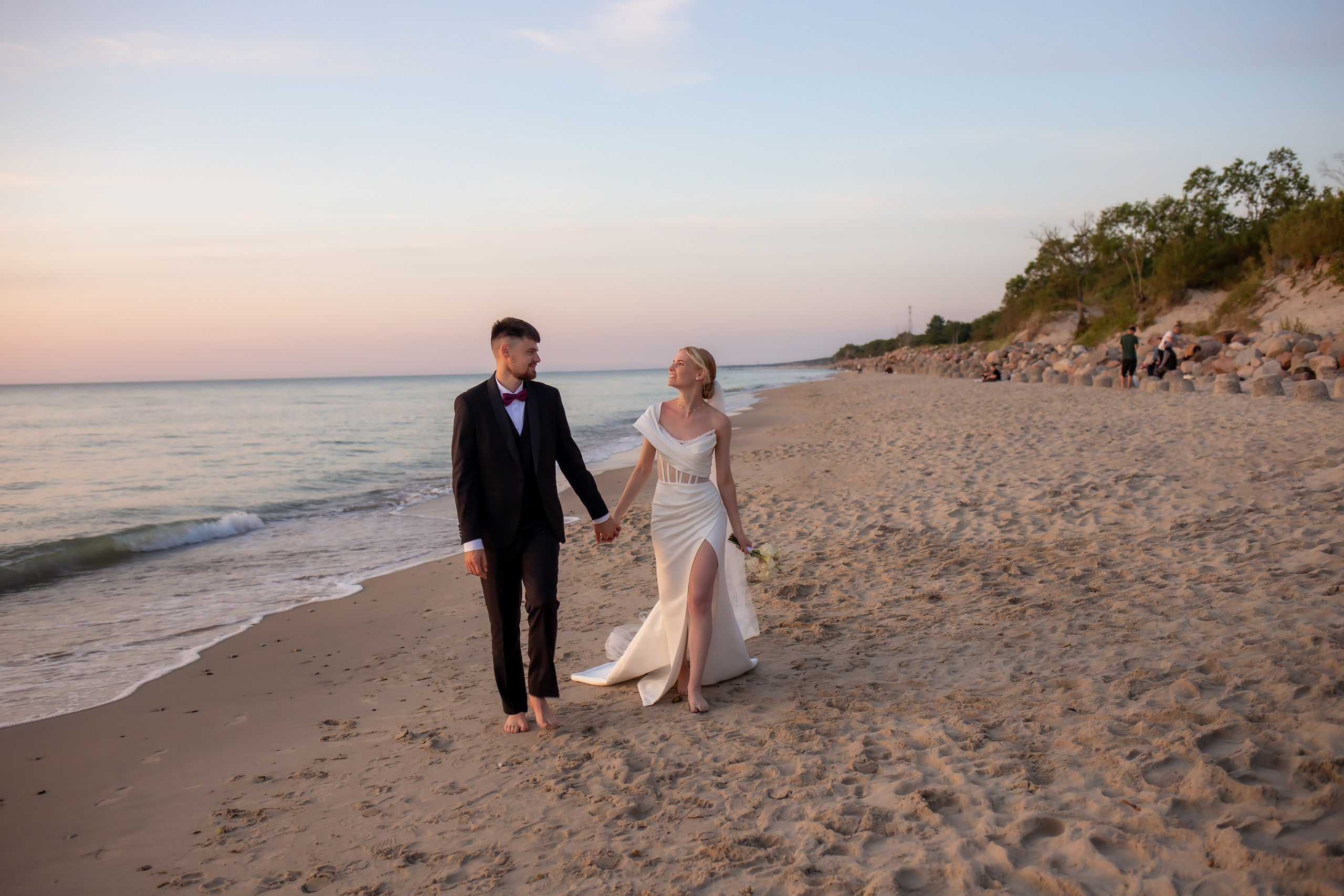 Александра и Влад. На закате. Фотограф в Калининграде Решетникова Алина