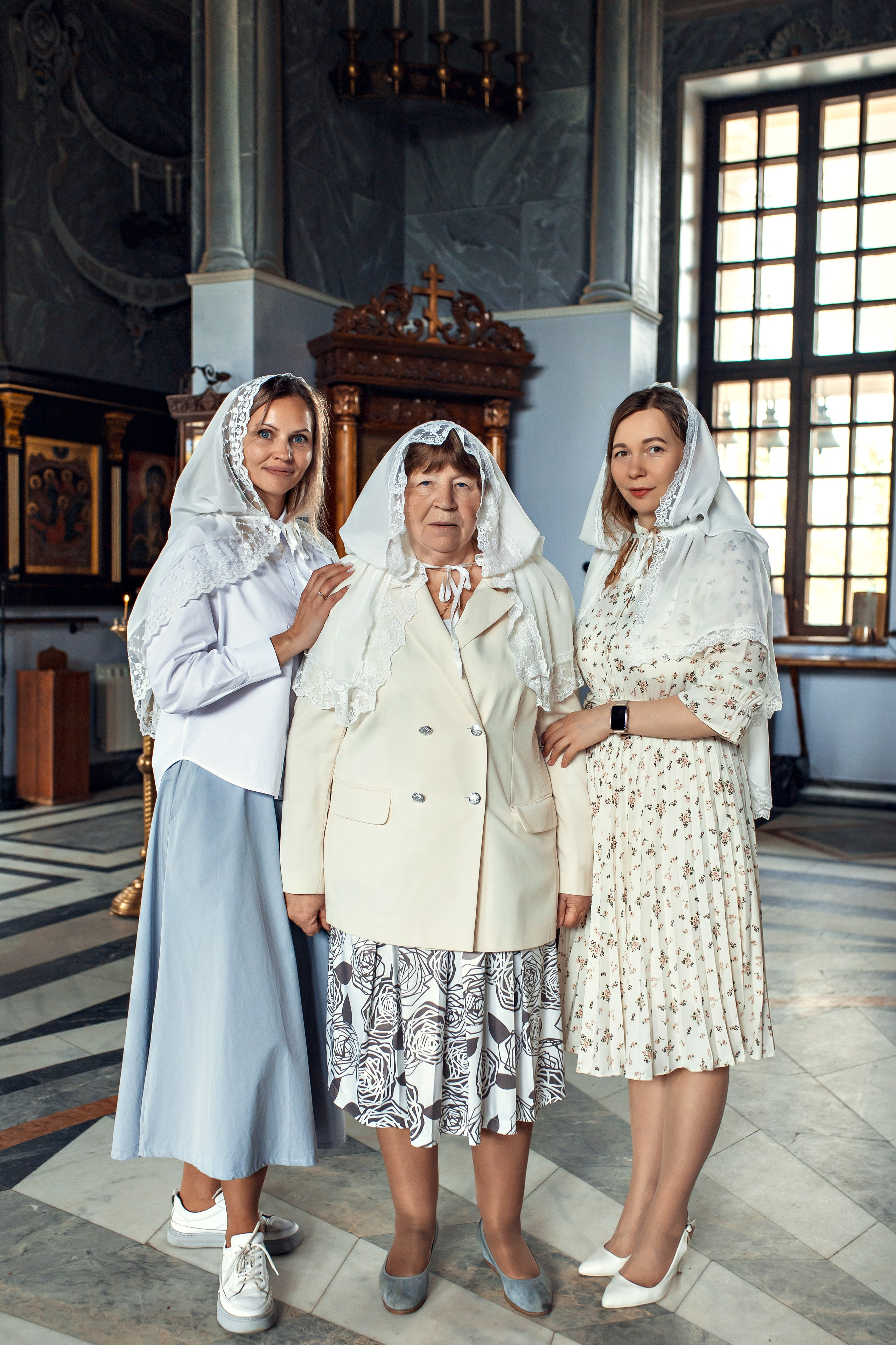 Крещение в Храме святого Иннокентия. Профессиональный фотограф в Москве и Мо Мария Шантарёва