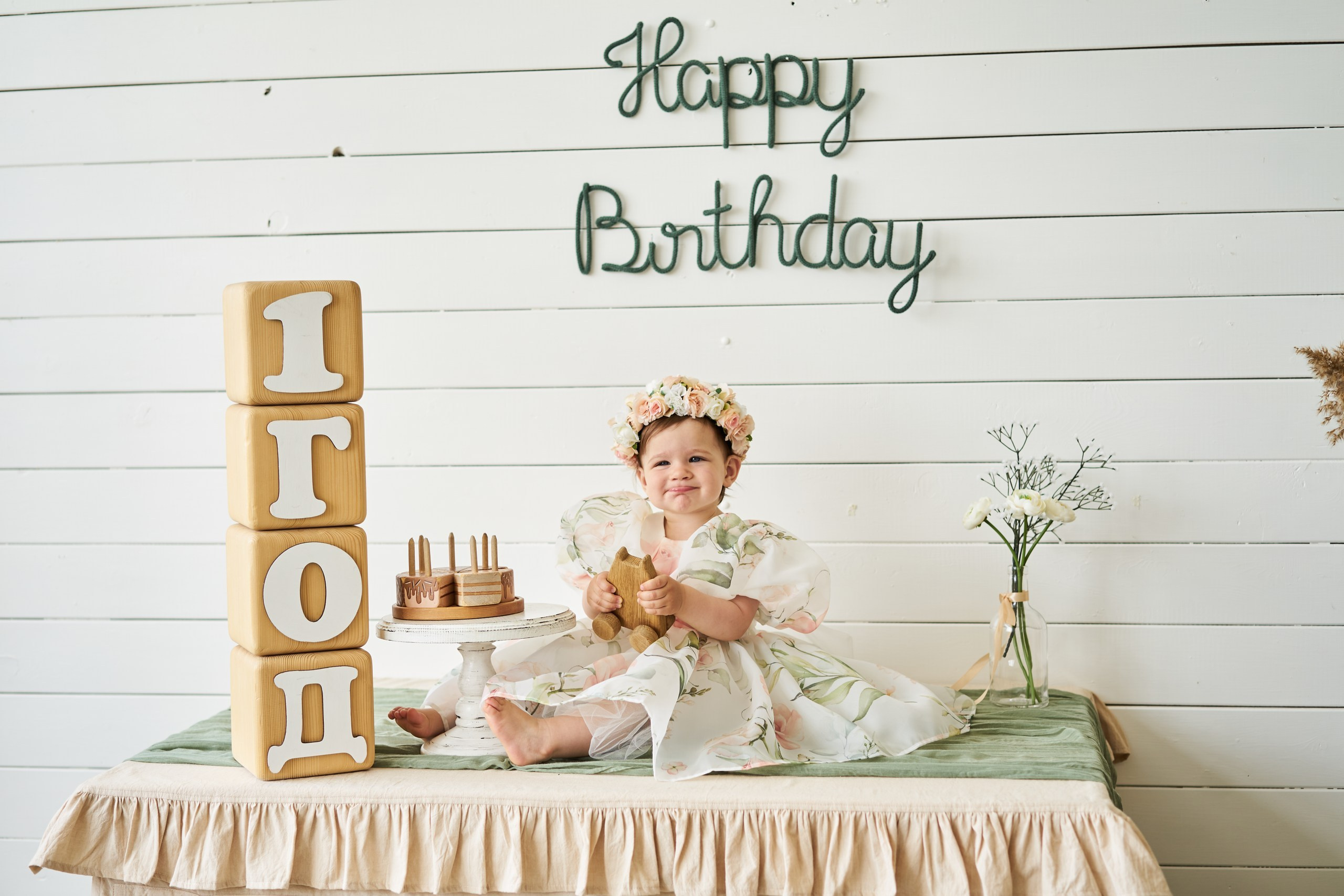 Семейная фотосессия в студии. Фотограф Екатеринбург Кокшарова Александра