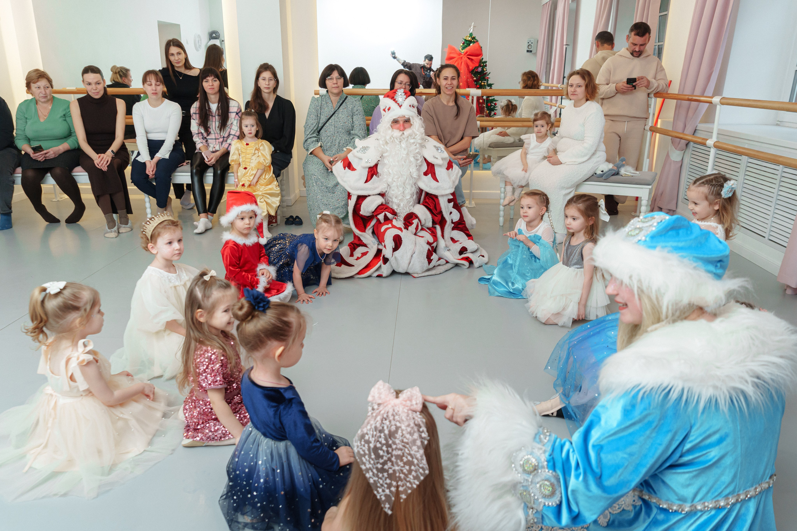 Балет с двух лет / Ёлки. Репортажный фотограф в Санкт-Петербурге Никита Лу