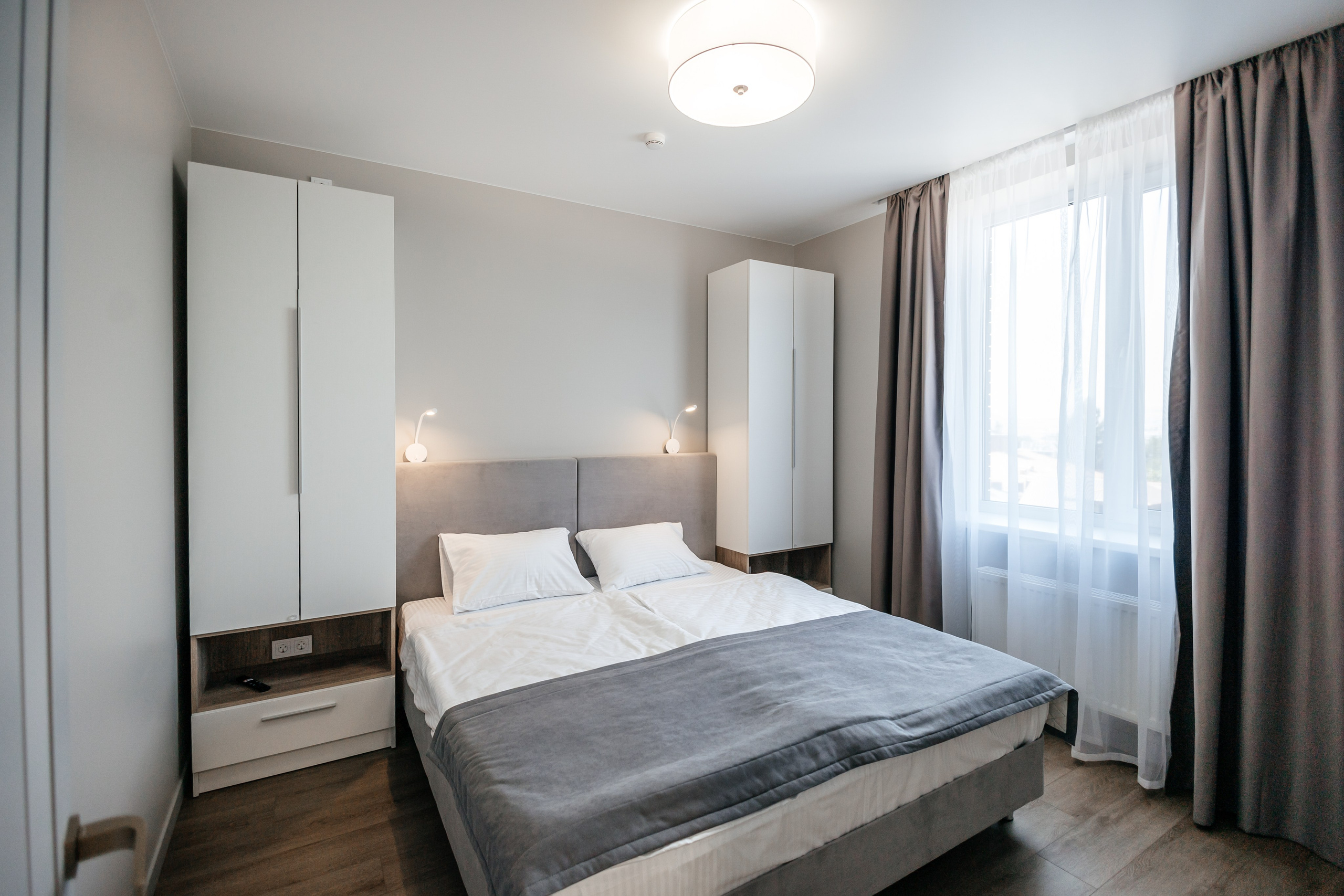 Дзержинского 32. Самый свадебный фотограф