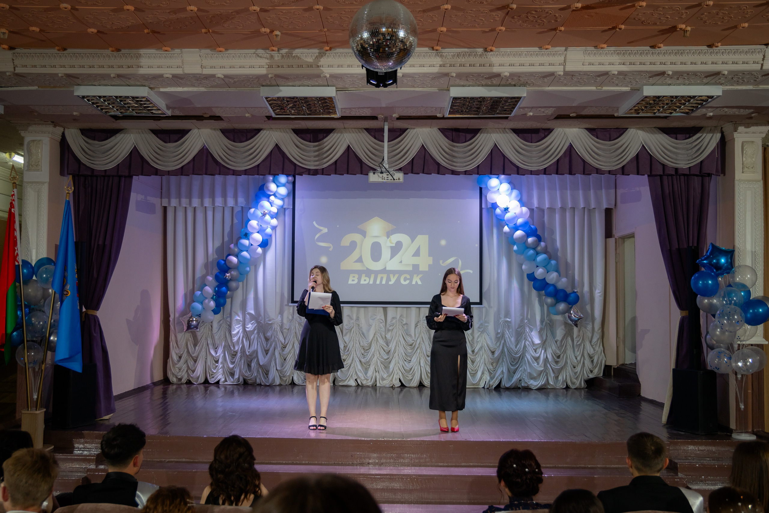 Школьный выпускной 2024 год в Соколе (Минск). Свадебный фотограф в Минске/Беларуси Сергей Спиридонов