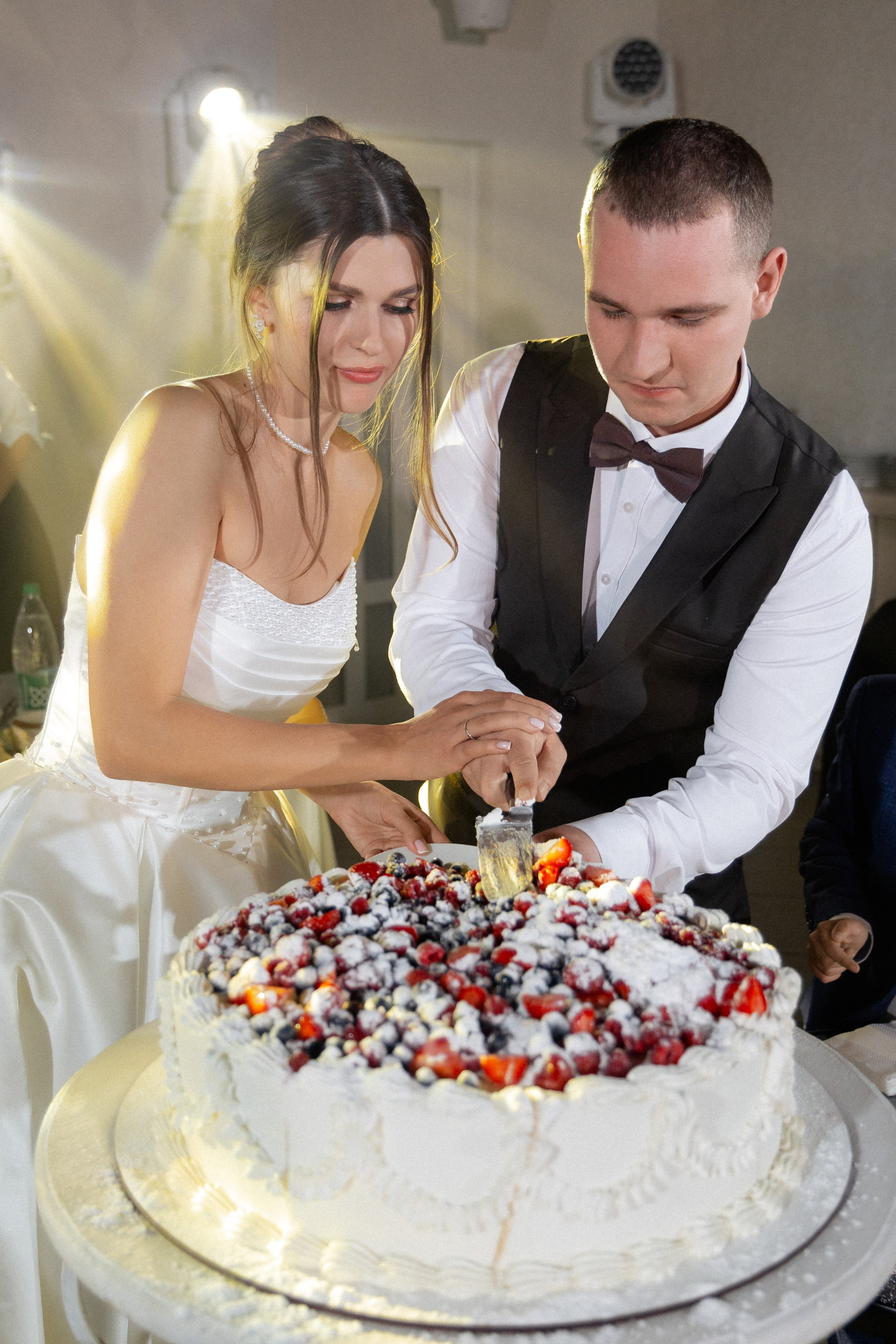 Свадебная фотосессия Анастасии и Игоря в Усадьбе Легенда. Свадебный фотограф в Минске/Беларуси Сергей Спиридонов