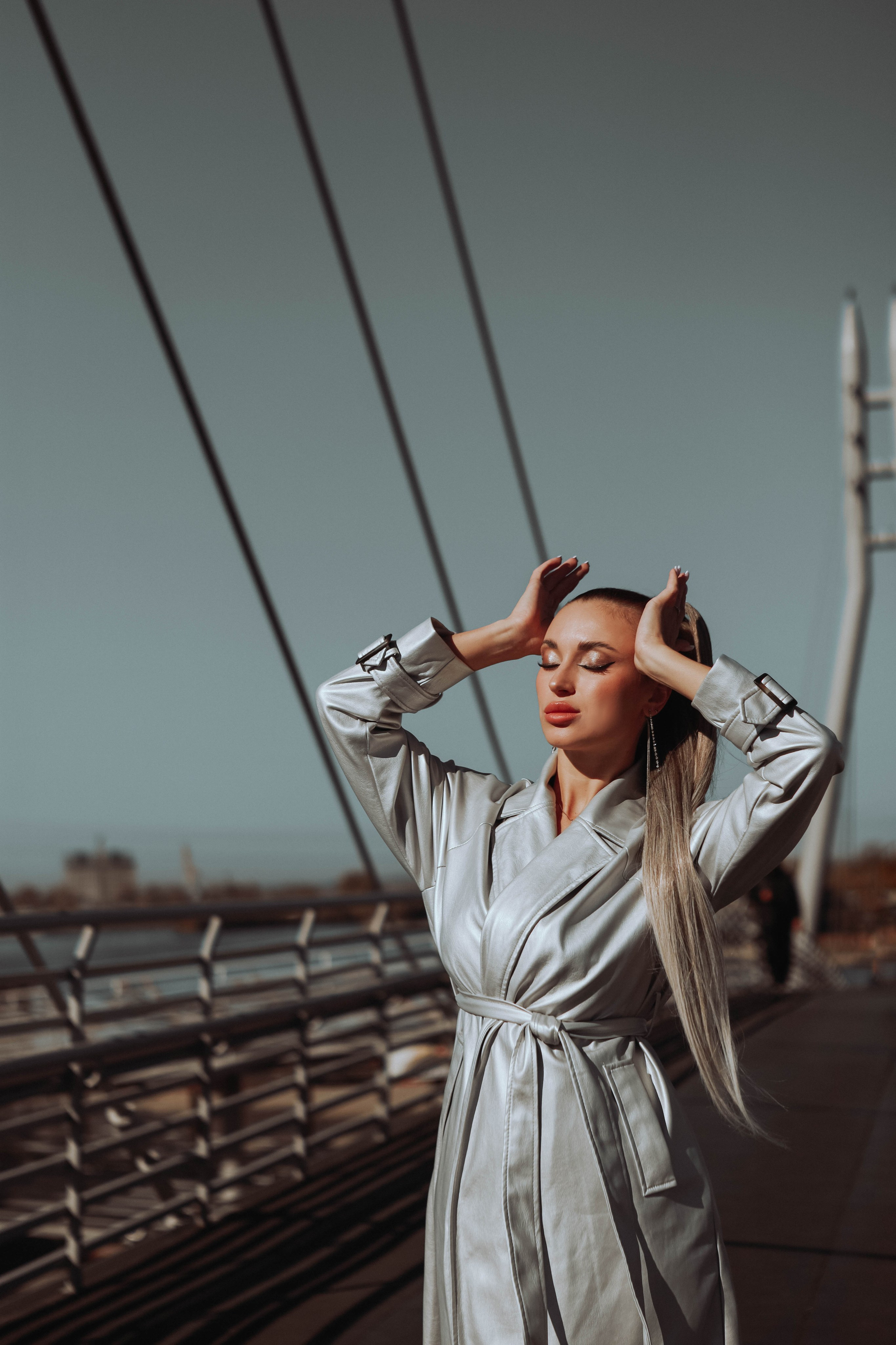 Кристина на мосту. Фотограф в Иркутске