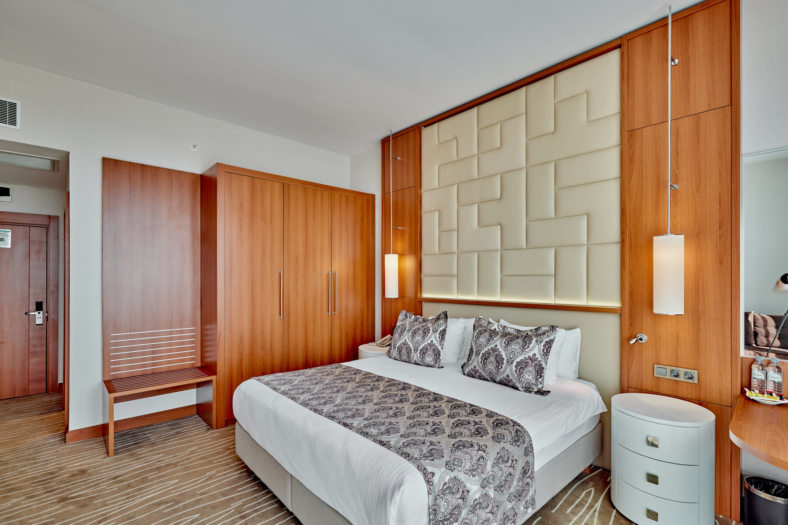 LEGEND BATUMI. Режиссёр, клипмейкер, фотограф — Андрей Охота