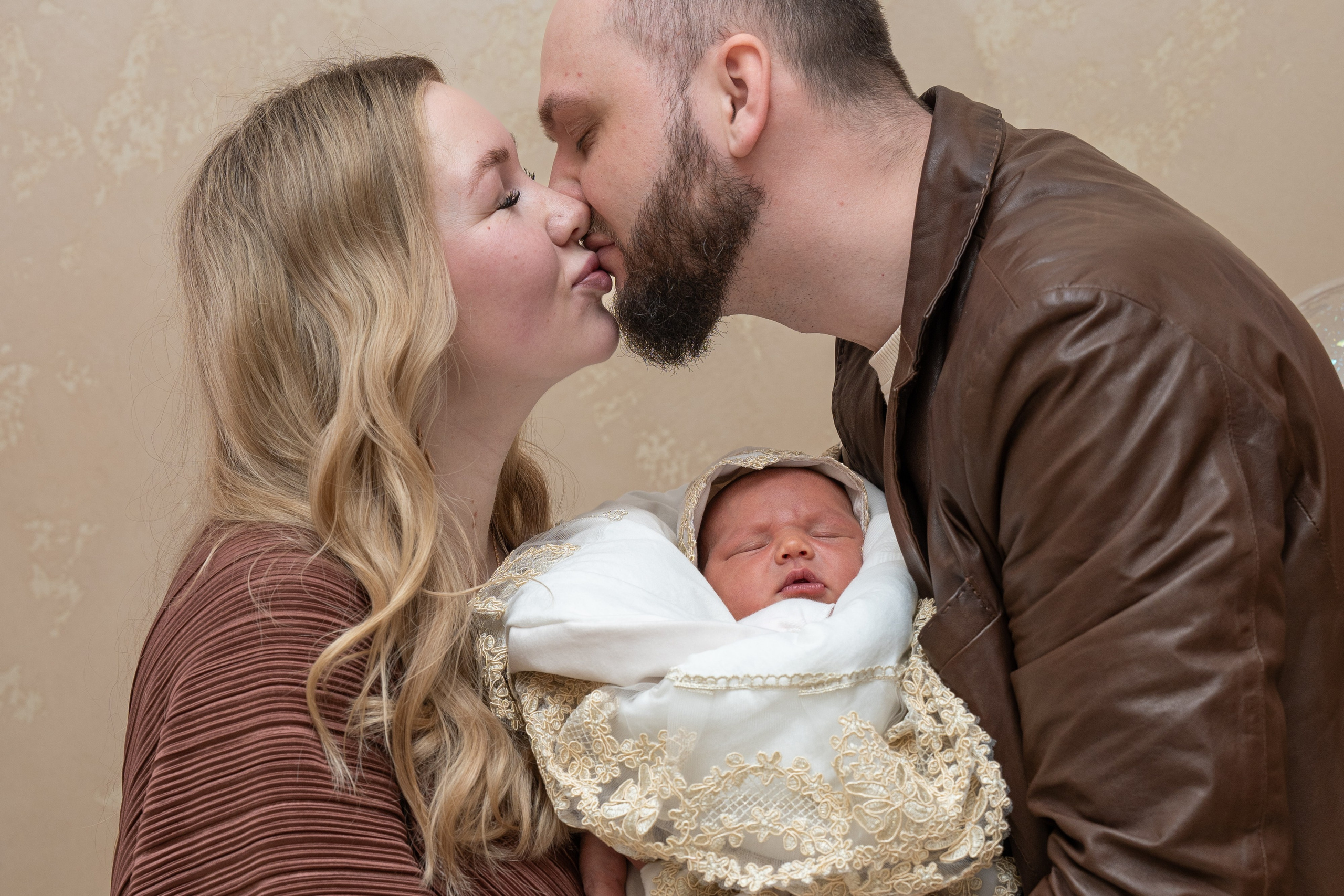 Роддом 9. Главная