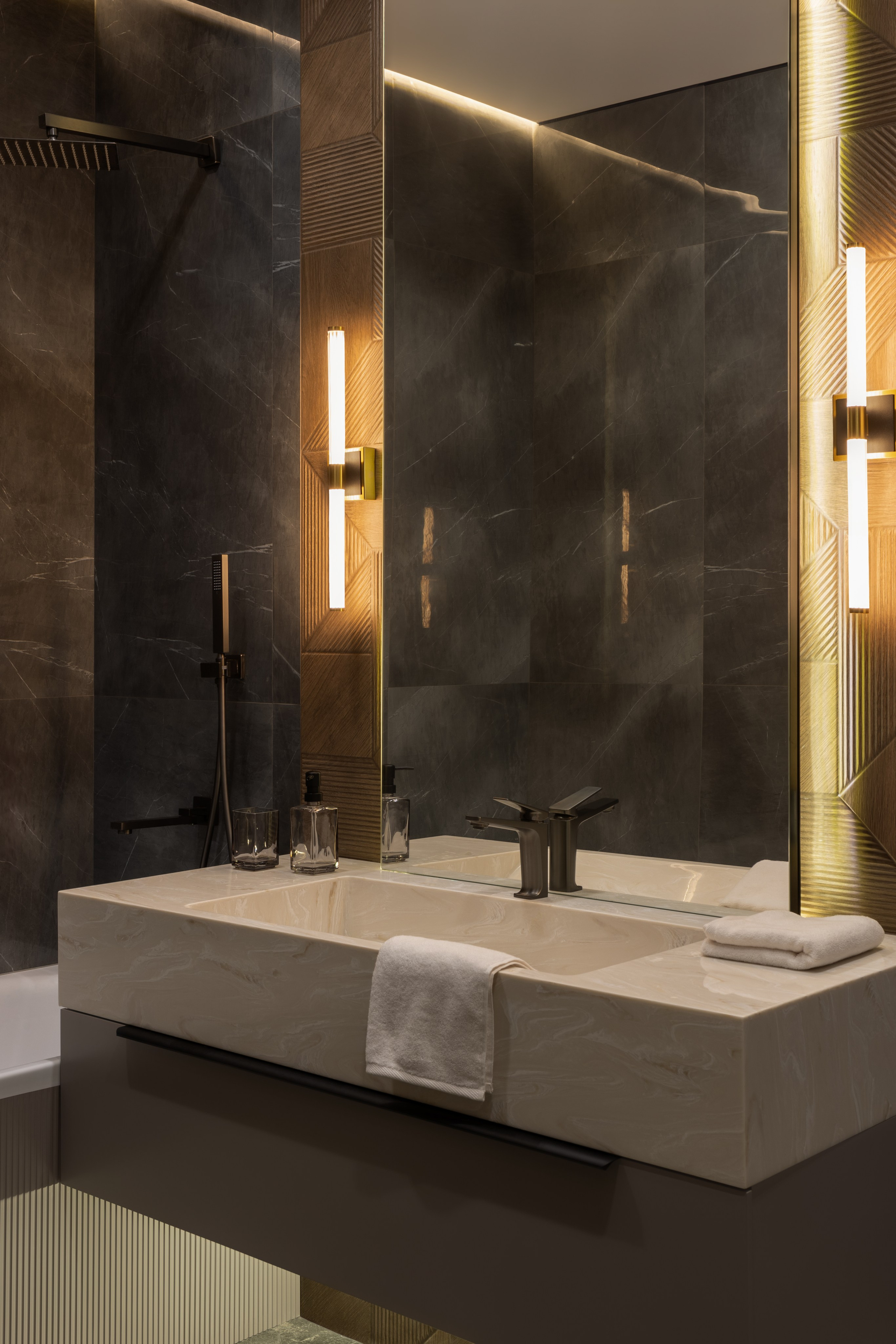 Динара Сембаева — Europe City. Roman Yakunin — interior photographer in Almaty, Kazakhstan