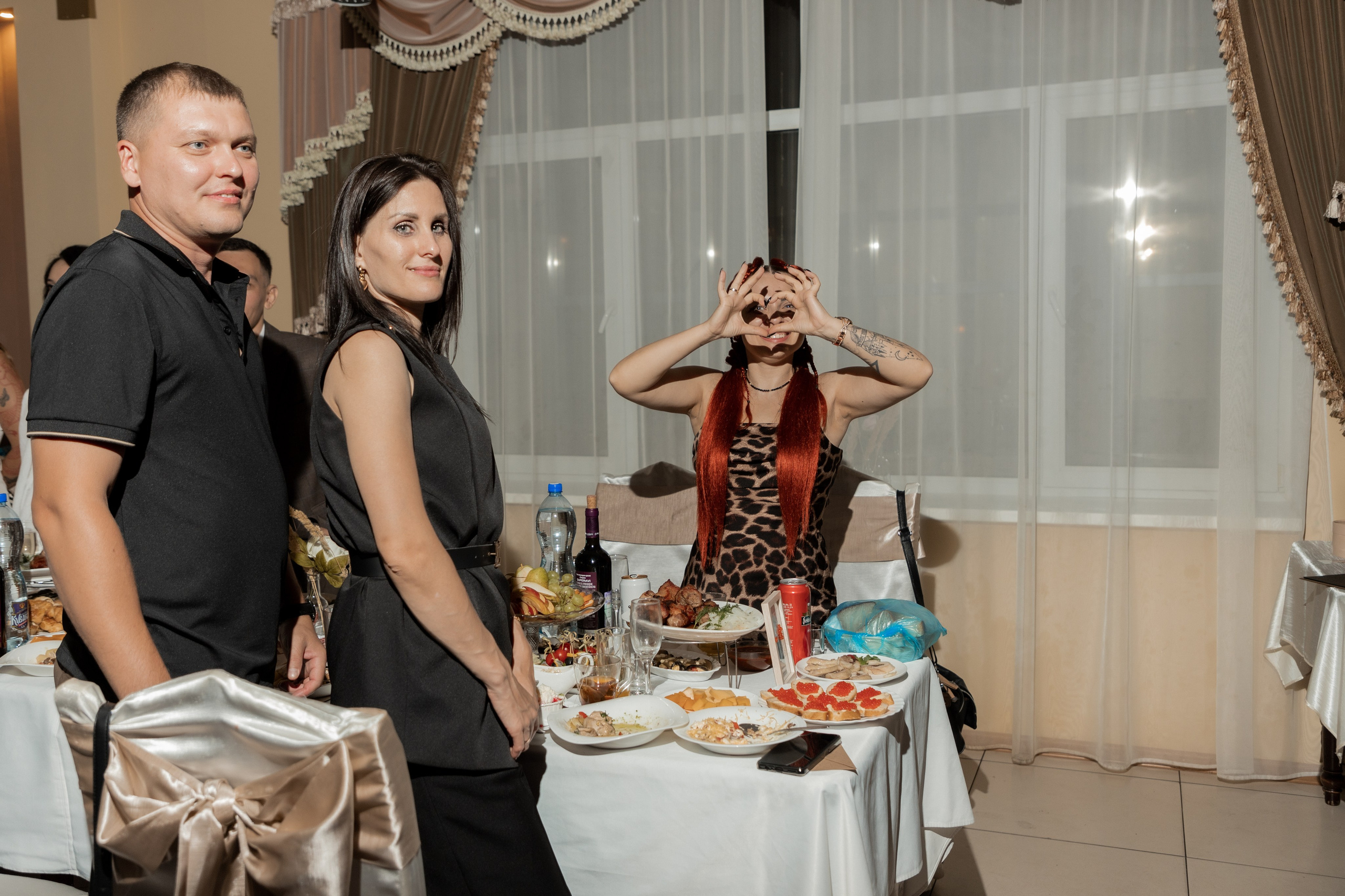 Роман и Александра (банкет). Свадебный фотограф Ангелина Сунгатулина | Саратов | Балаково | Вольск