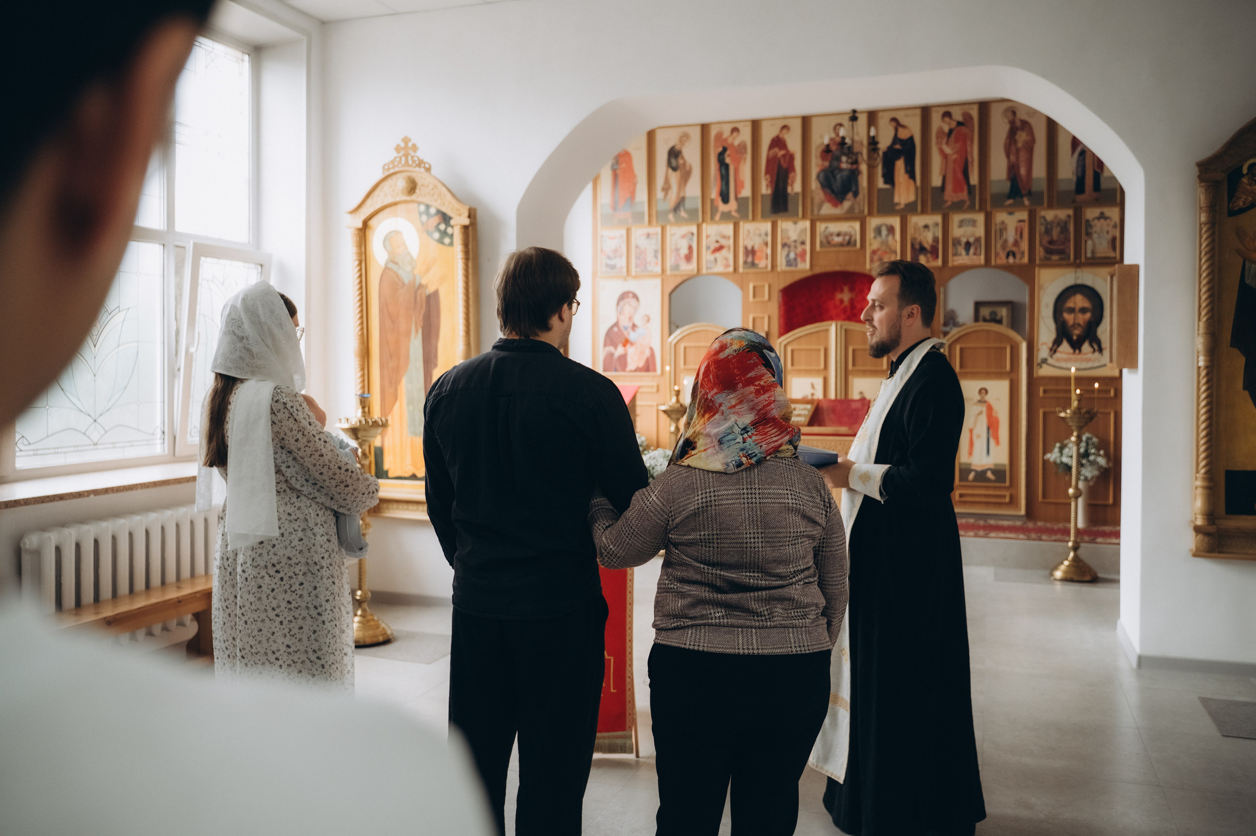 Крещение Ромы (Приход храма святой Равноапостольной княгини Ольги). Семейный фотограф в Минске Дарья Дреко