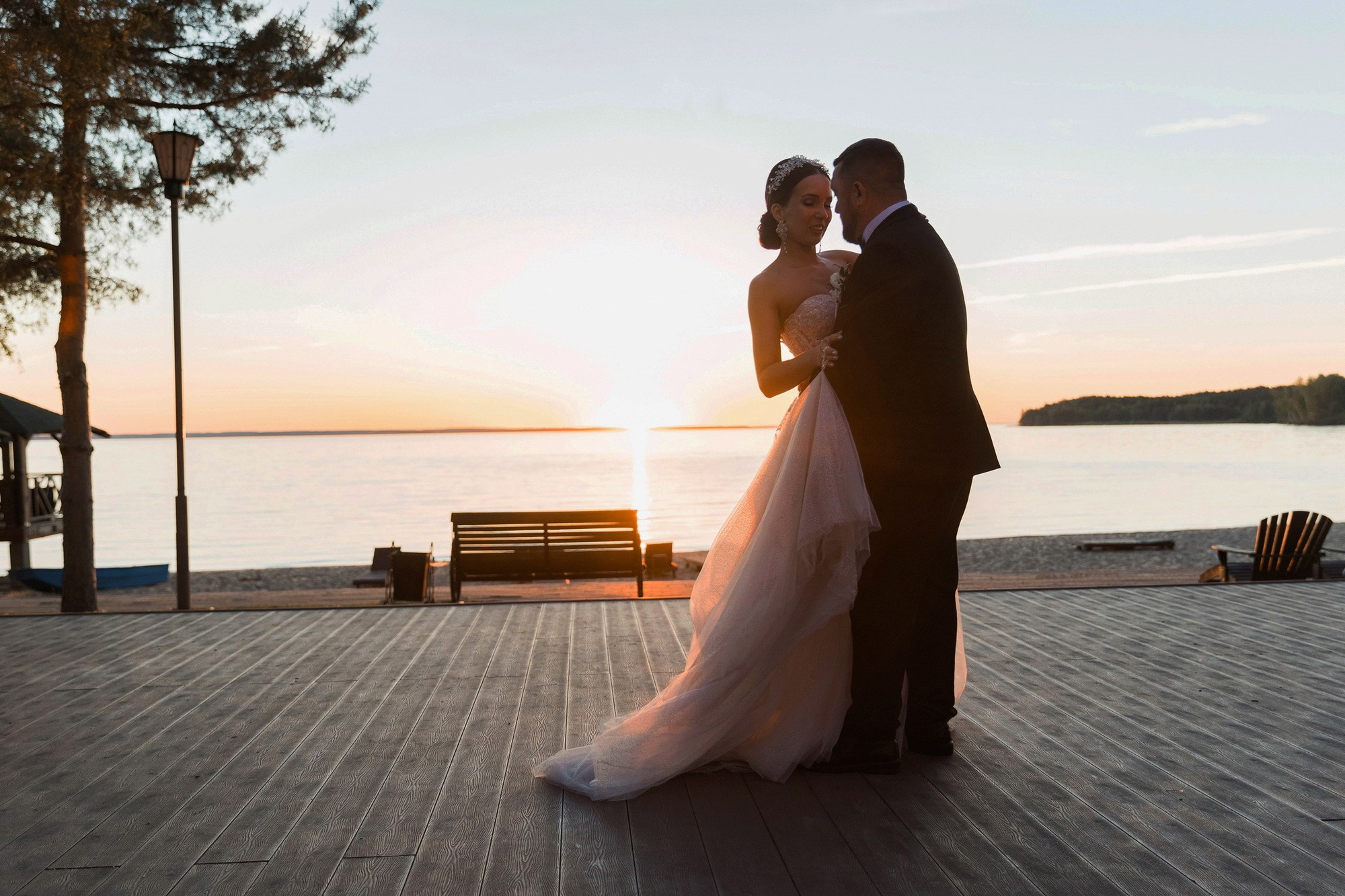 Свадебная фотосессия на берегу Горьковского моря. Свадебный фотограф в Нижнем Новгороде и Москве Сергей Воробьев