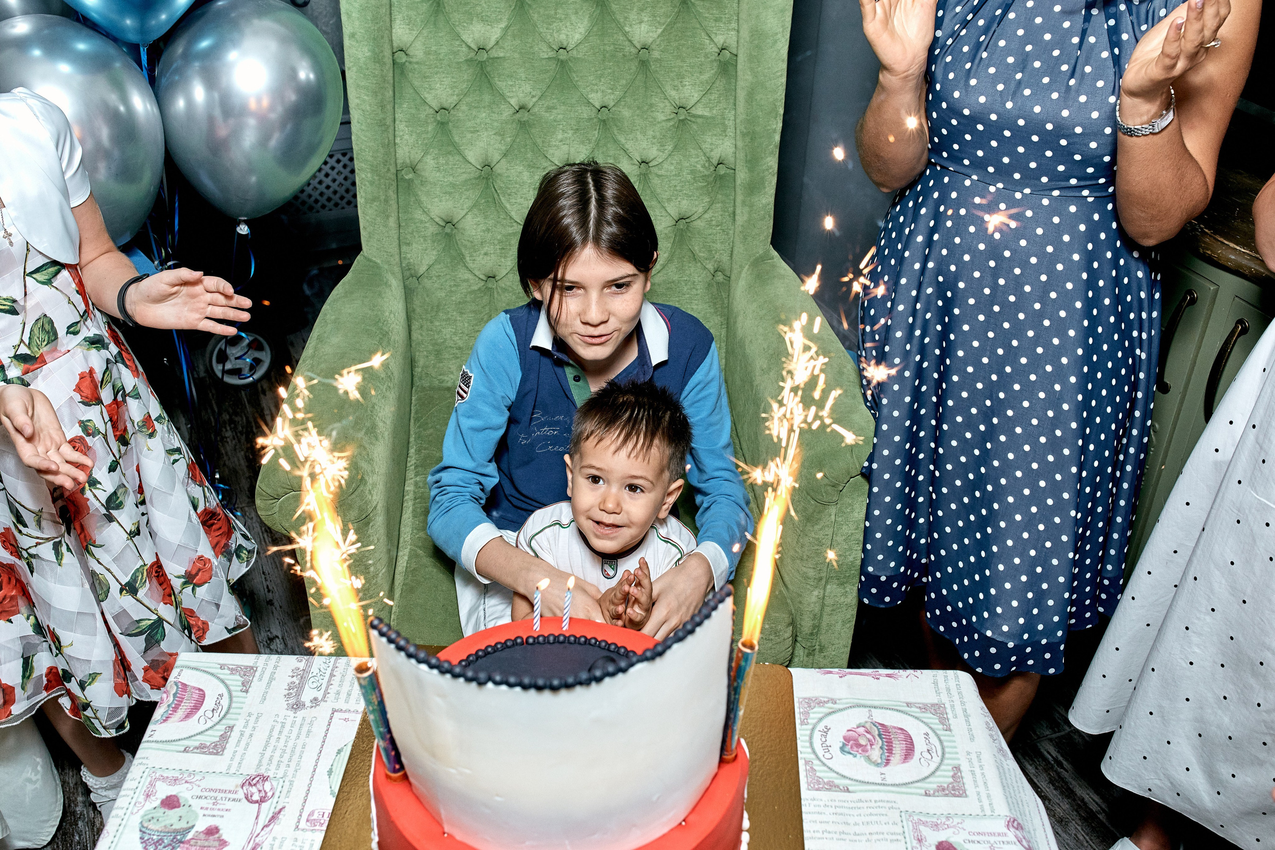 Фотограф на день рождения ребенка в Москве, заказать услуги фотосъёмки — Стоимость и цены на услуги фотографа на день рождения ребёнка