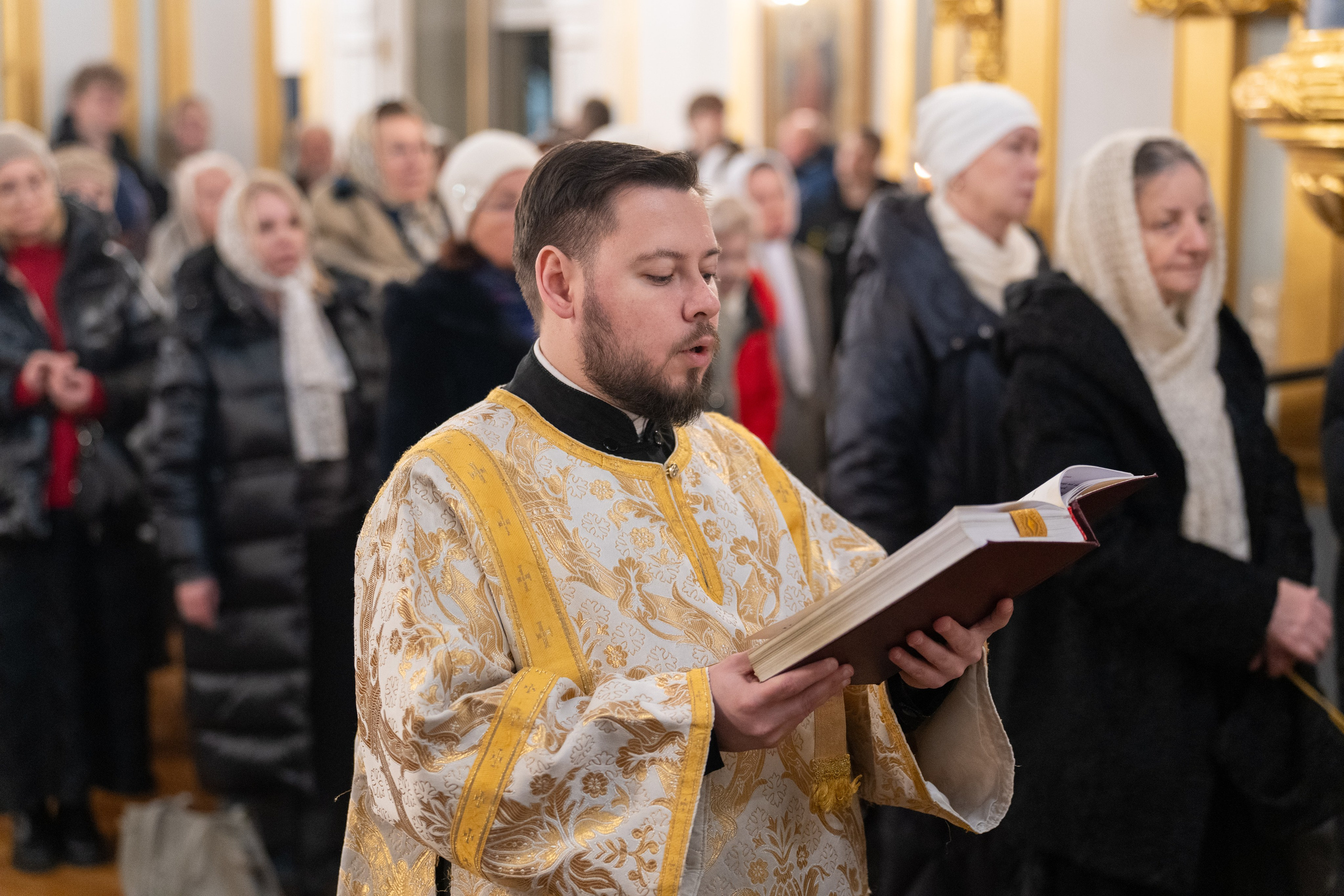 Праздничное бдение в Николо-Богоявленском морском соборе. НИКОЛО-БОГОЯВЛЕНСКИЙ МОРСКОЙ СОБОР