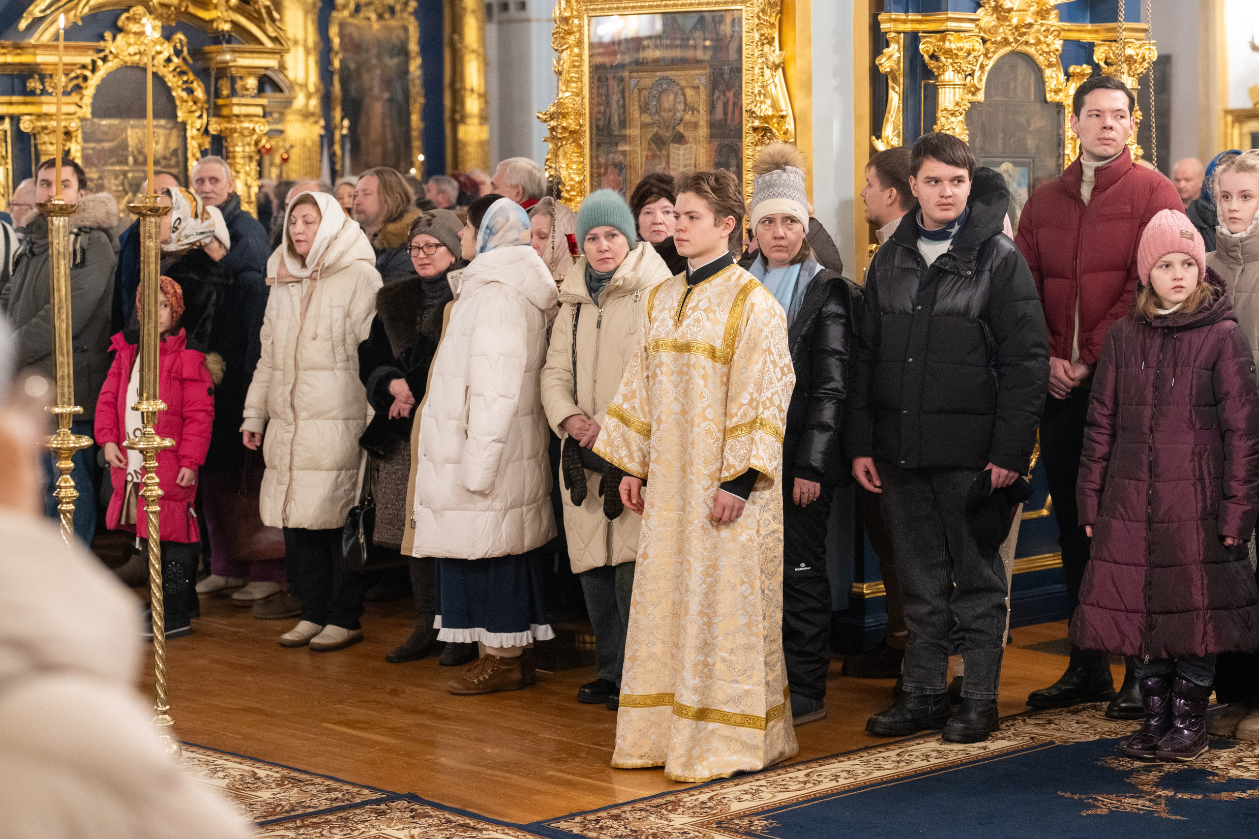Праздничное бдение в Николо-Богоявленском морском соборе. НИКОЛО-БОГОЯВЛЕНСКИЙ МОРСКОЙ СОБОР