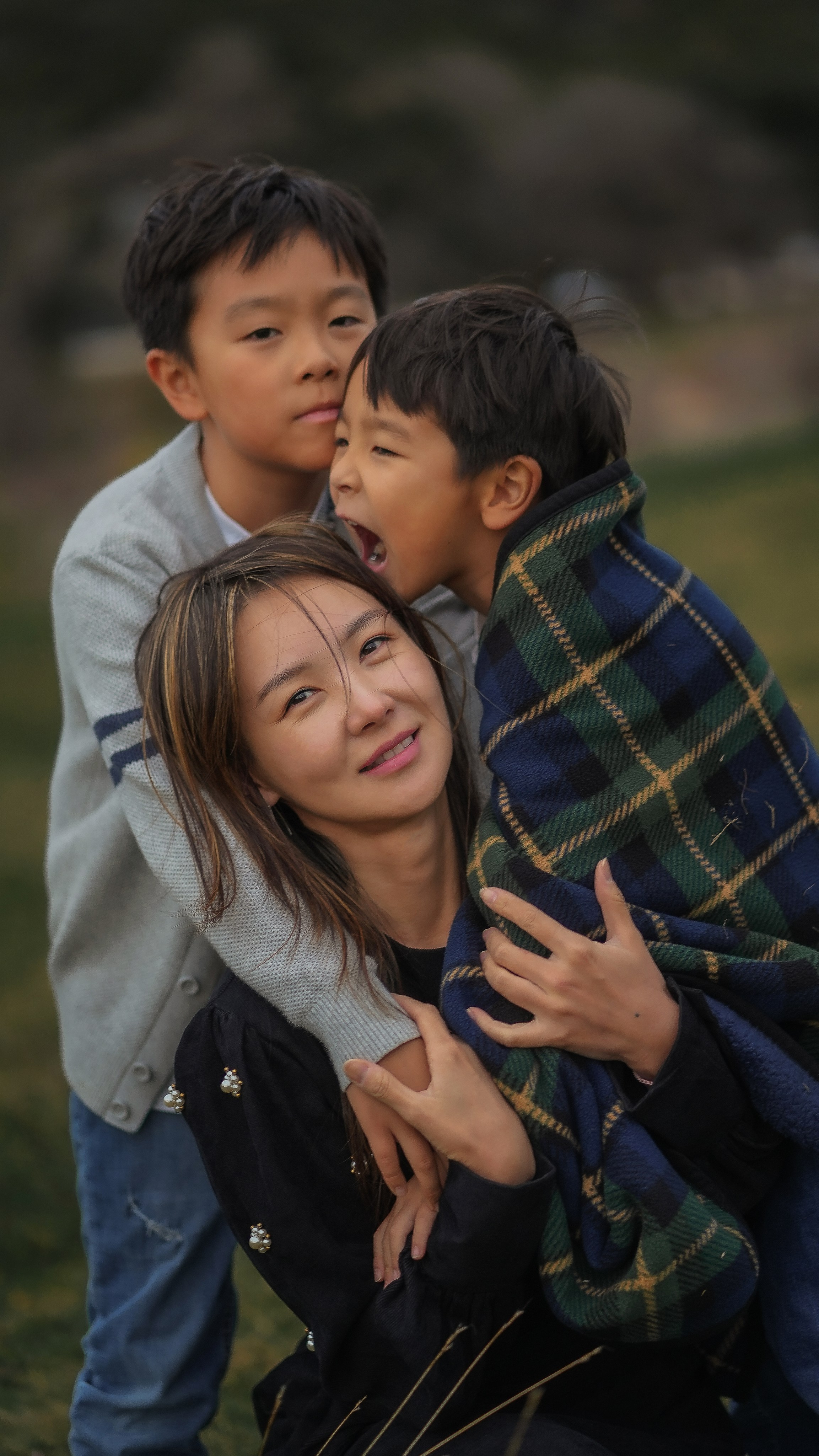 Family photography in Austin, TX | Unposed, playful & full of life | Anny Smirnova