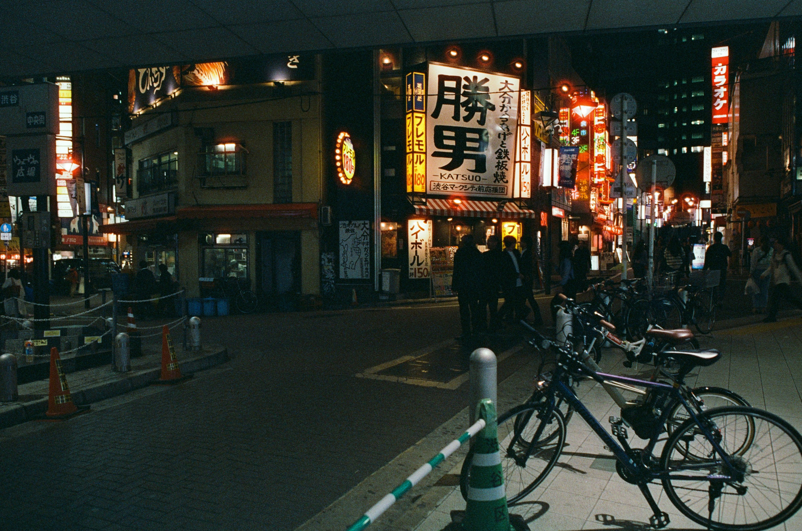 Out of noise // japan, tokyo VI. EVER EXPOSED