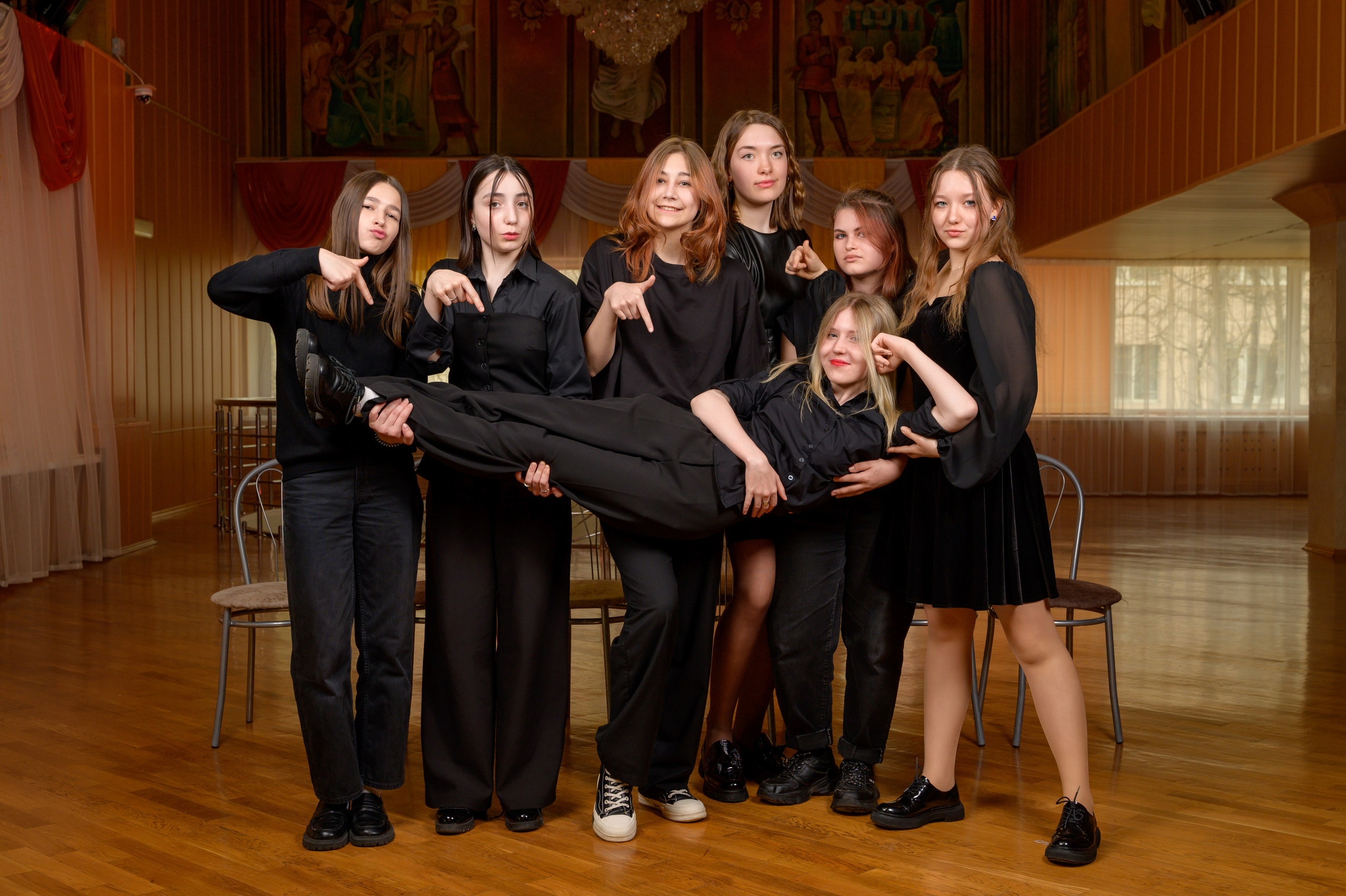 Репортажно — постановочные. Выпускные альбомы в Москве и Подмосковье