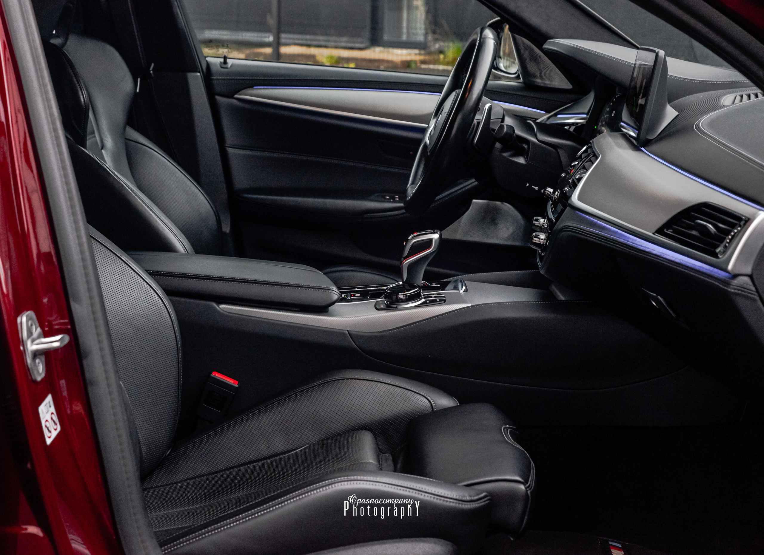 BMW M5. Opasnophoto.com